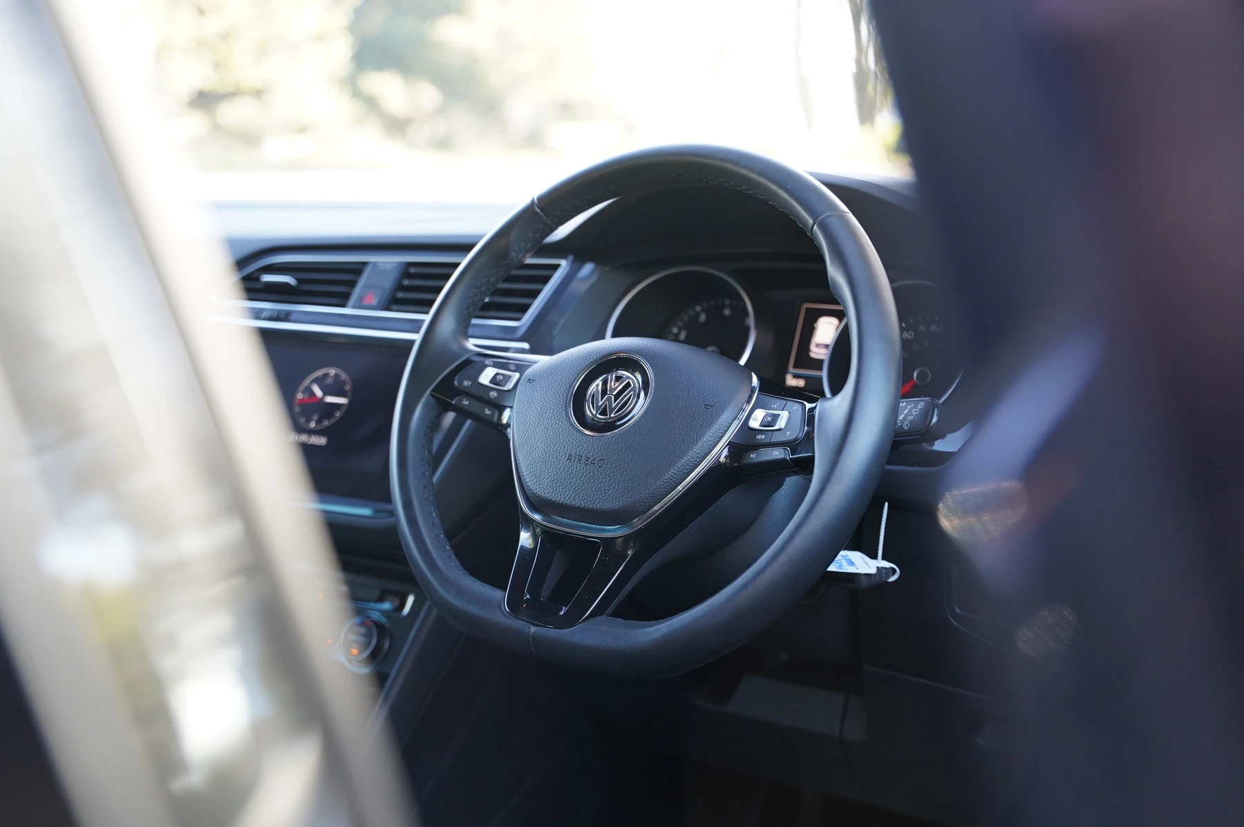 Volkswagen-Tiguan-image-15