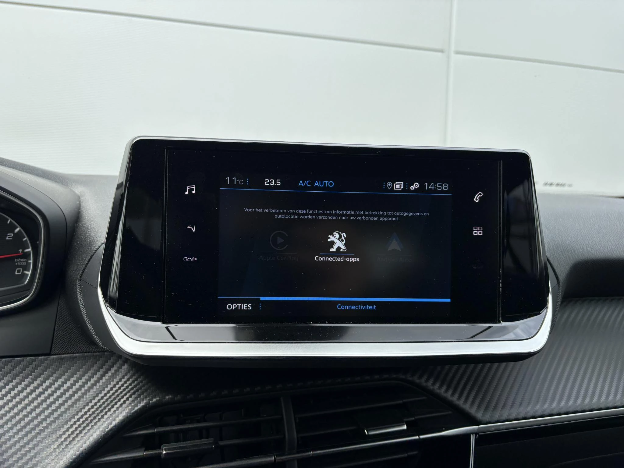 Peugeot-2008-image-13