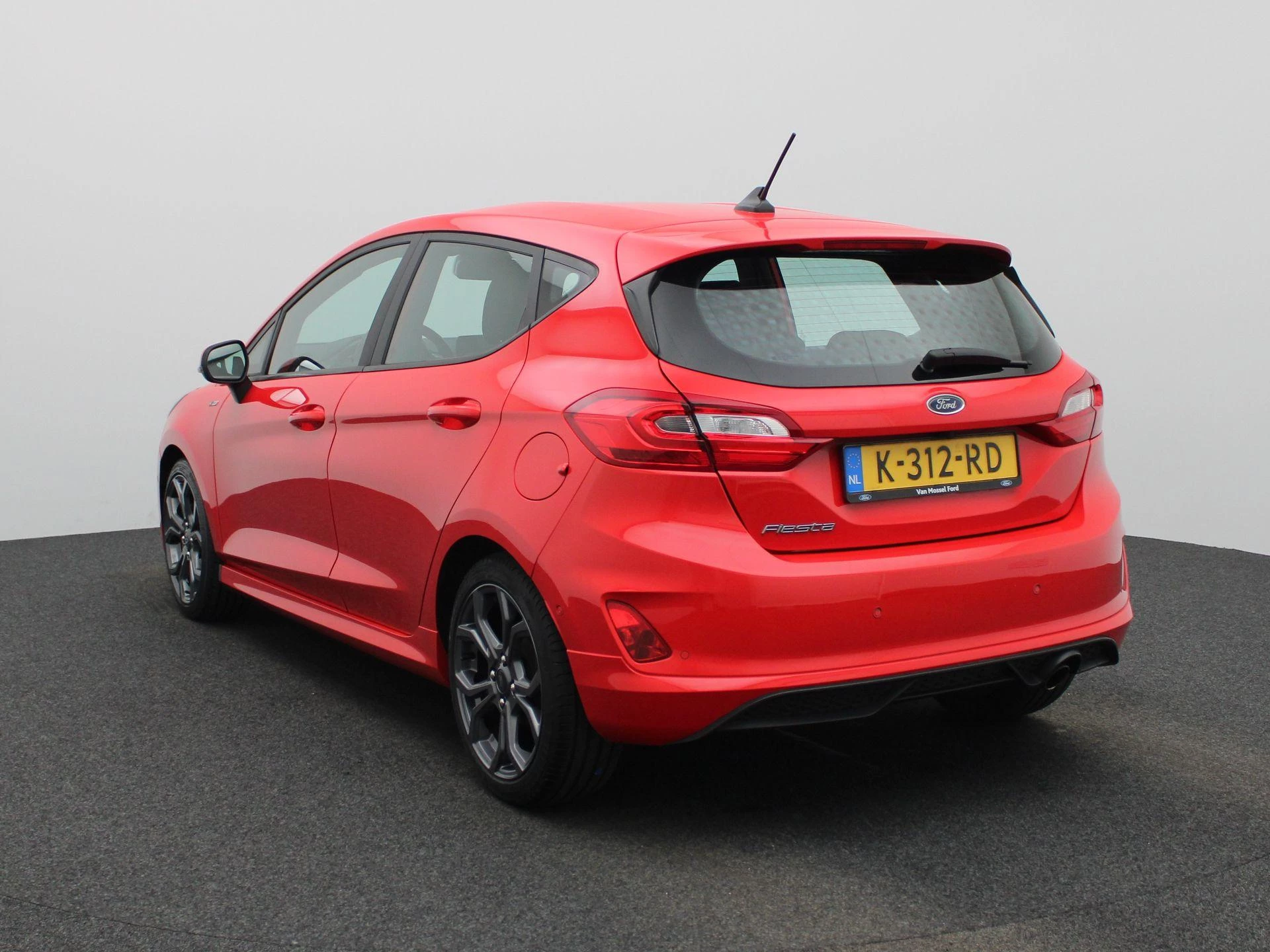 Ford-Fiesta-image-1