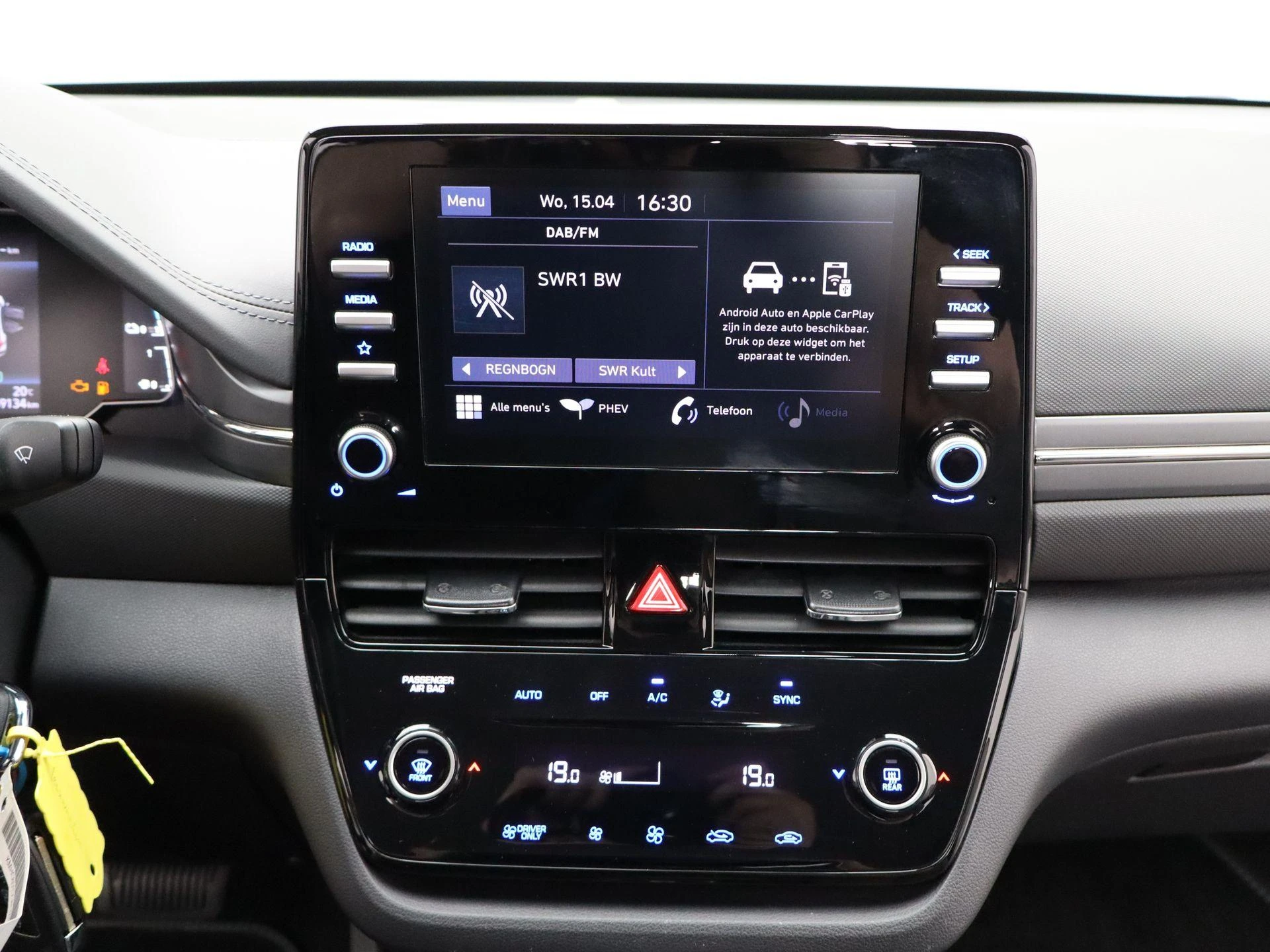 Hyundai-IONIQ-image-9