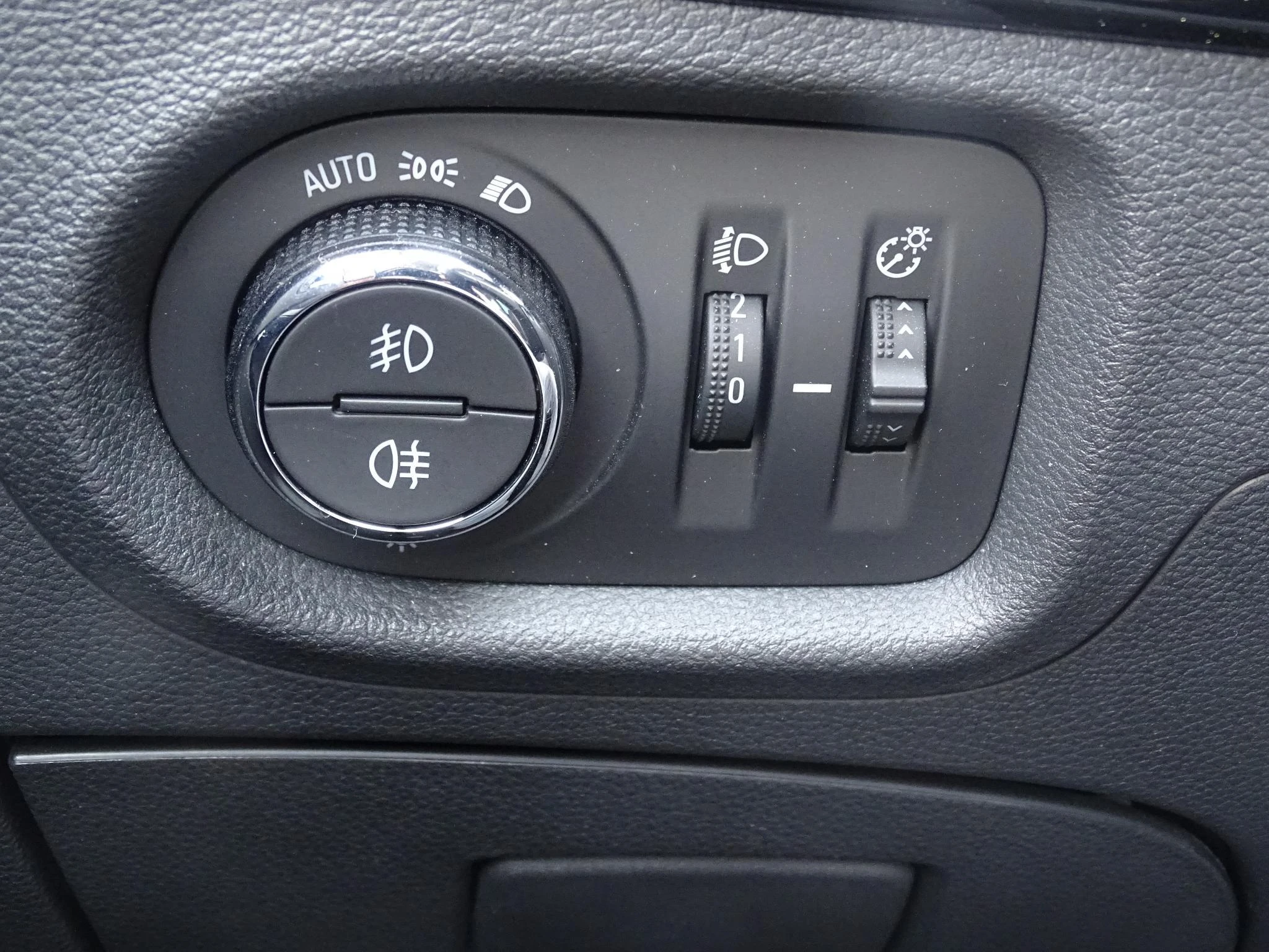 Opel-Astra-image-17