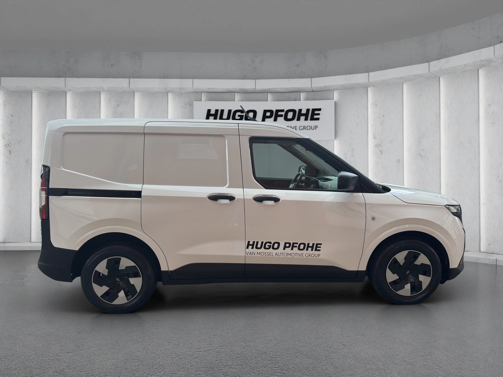 Ford Transit Courier Trend Elektro 100 kW RFK SHZ PDC