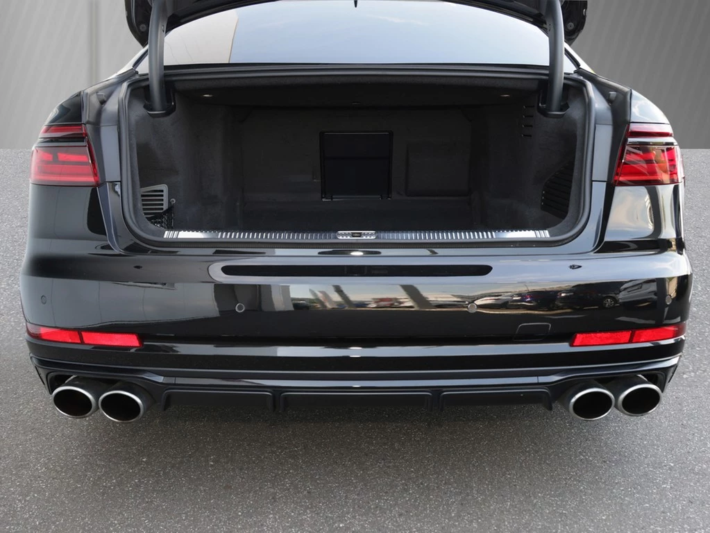 Audi S8 4.0 TFSI quattro triptronic