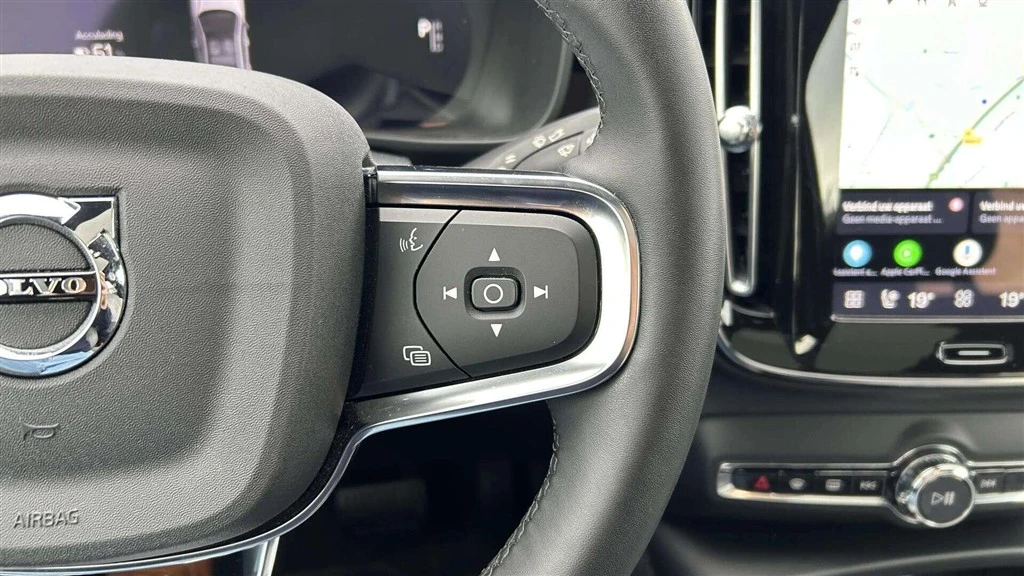 Volvo-C40-image-14