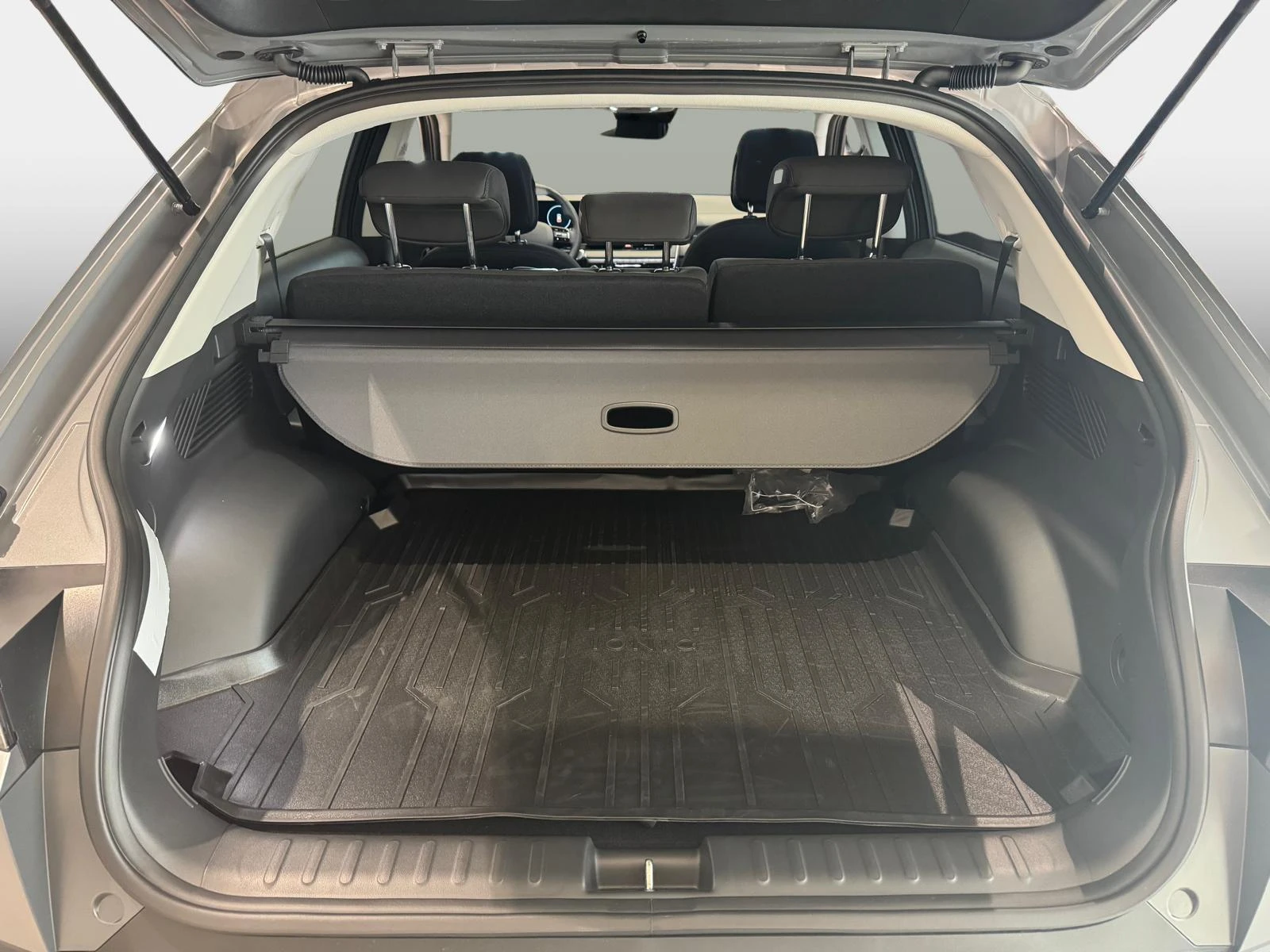 Hyundai-IONIQ 5-image-6