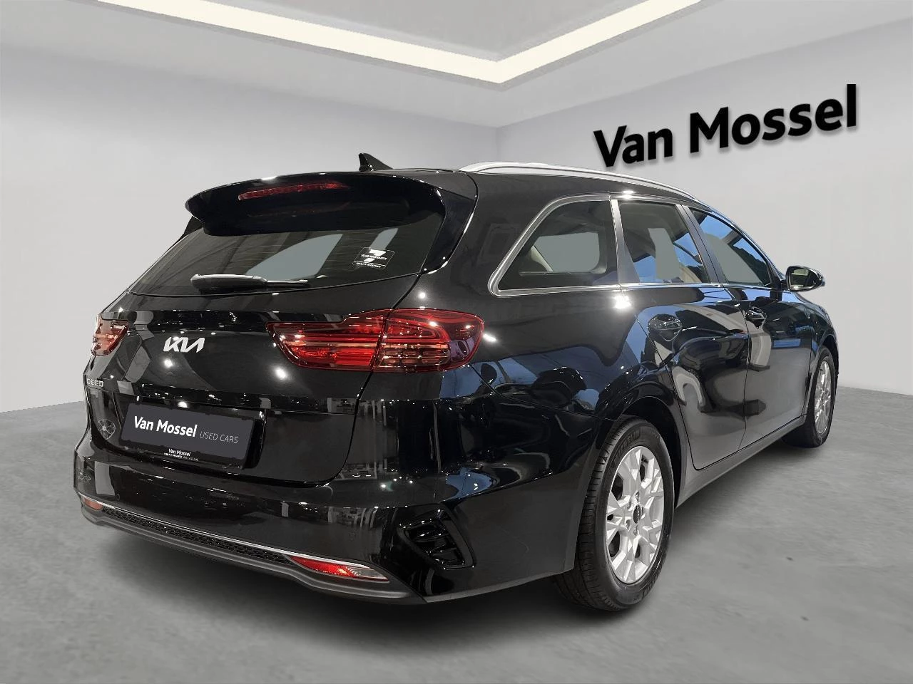 Kia-Ceed Sportswagon-image-3