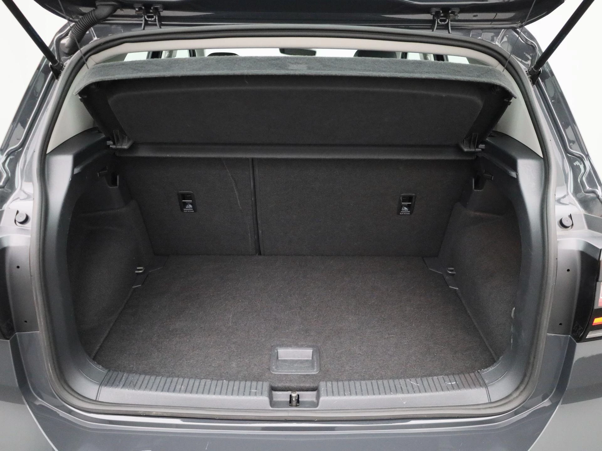 Volkswagen-T-Cross-image-11