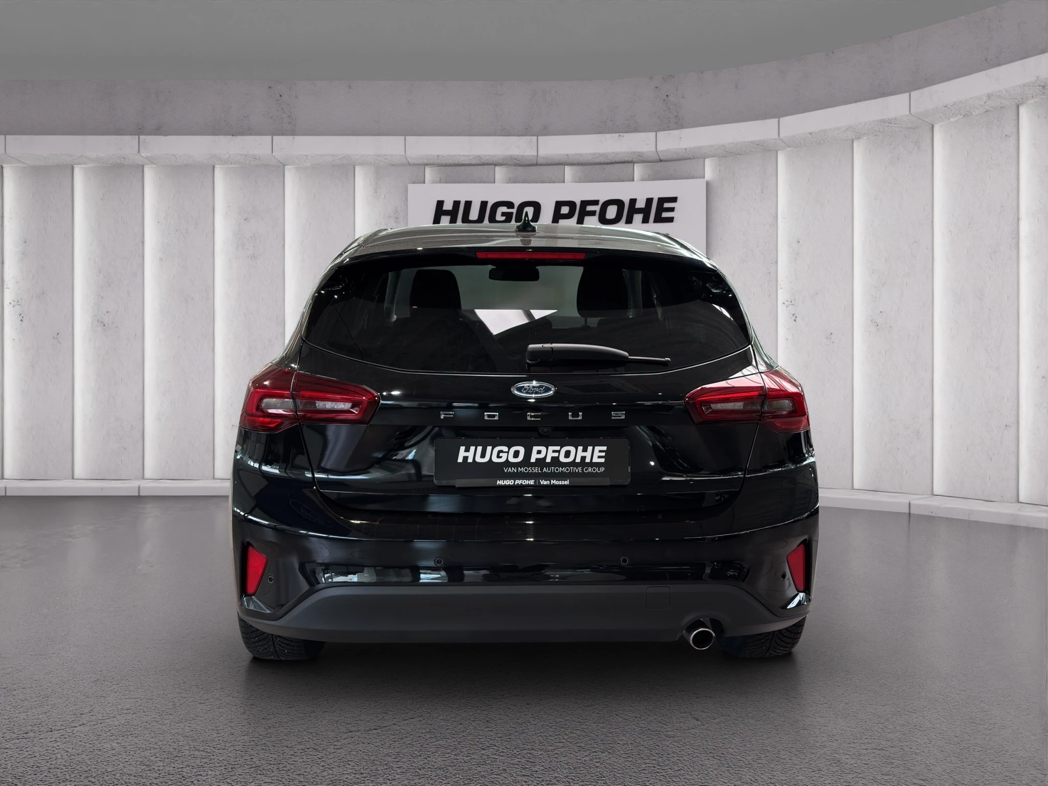 Ford Focus Titanium X Limousine Automatik & Panoramadach *HEZ Aktion*