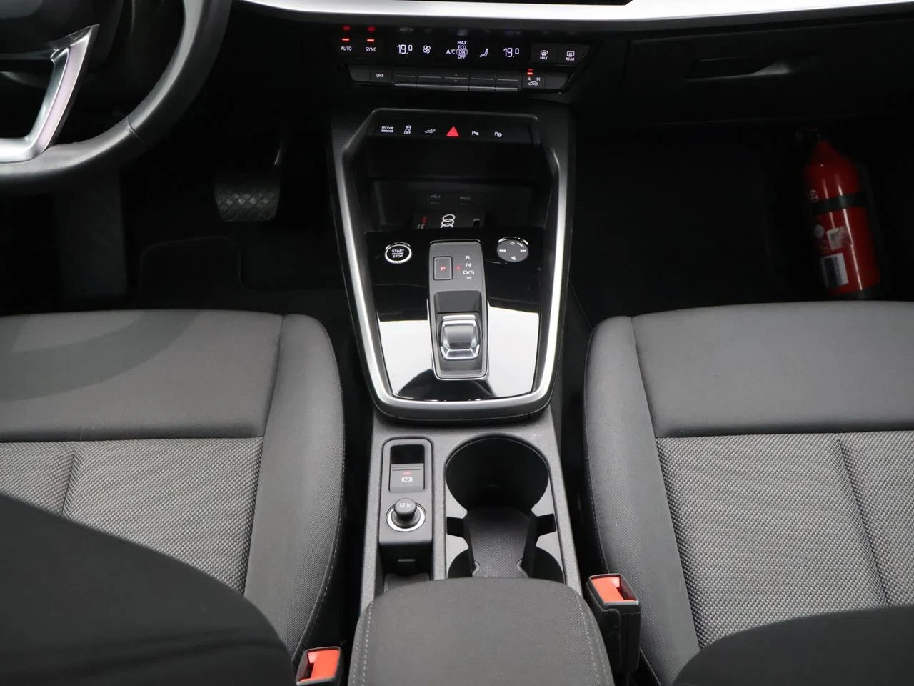 Audi A3 Sportback PHEV Audi A3 Sportback S line 40 TFSIe 204PK *AUTOMAAT*VIRTUAL COCKPIT*PDC*CRUISE*APP-CONNECT*AIRCO*...*
