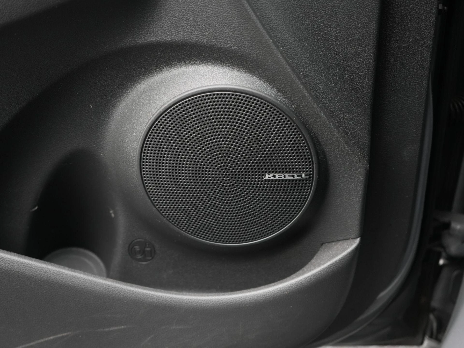 Hyundai-Kona-image-29