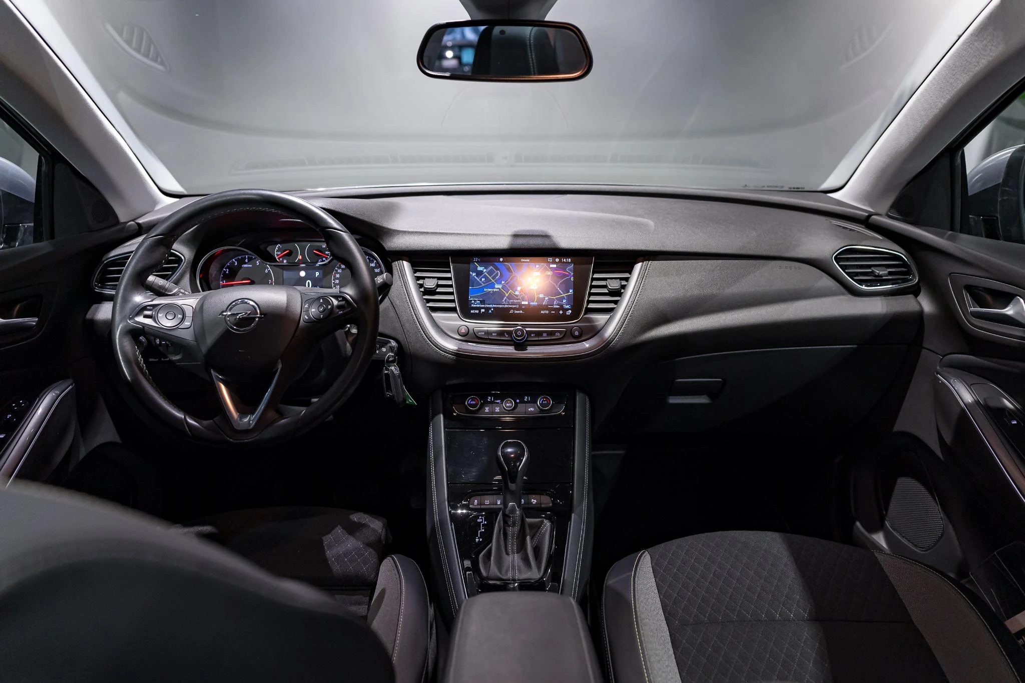 Opel-Grandland X-image-9