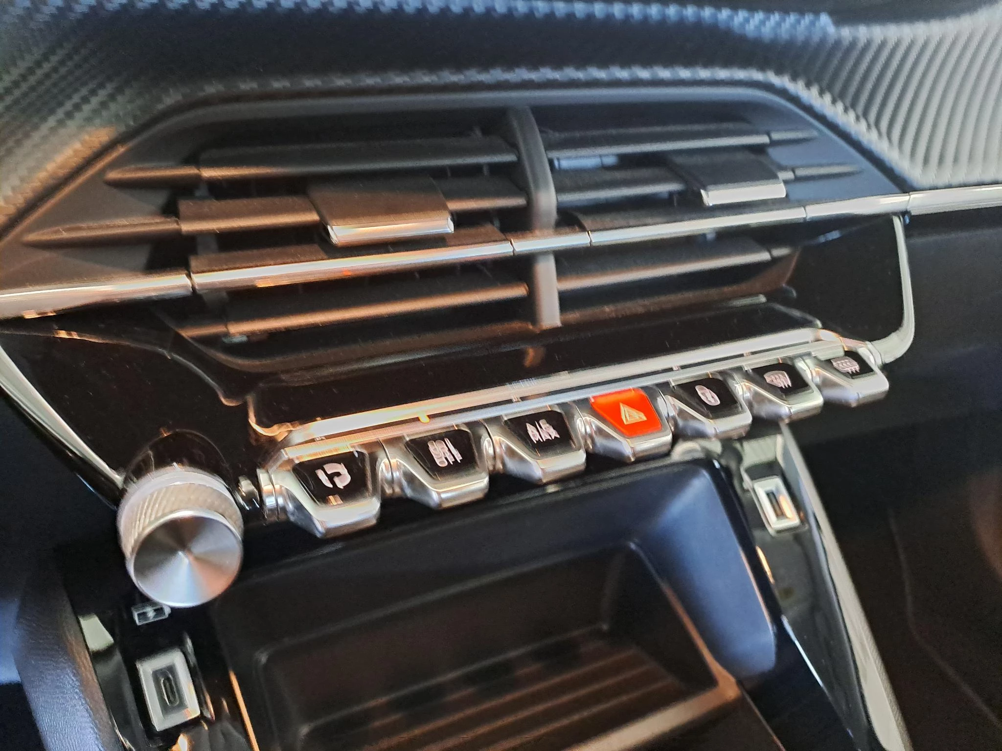 Peugeot-2008-image-21
