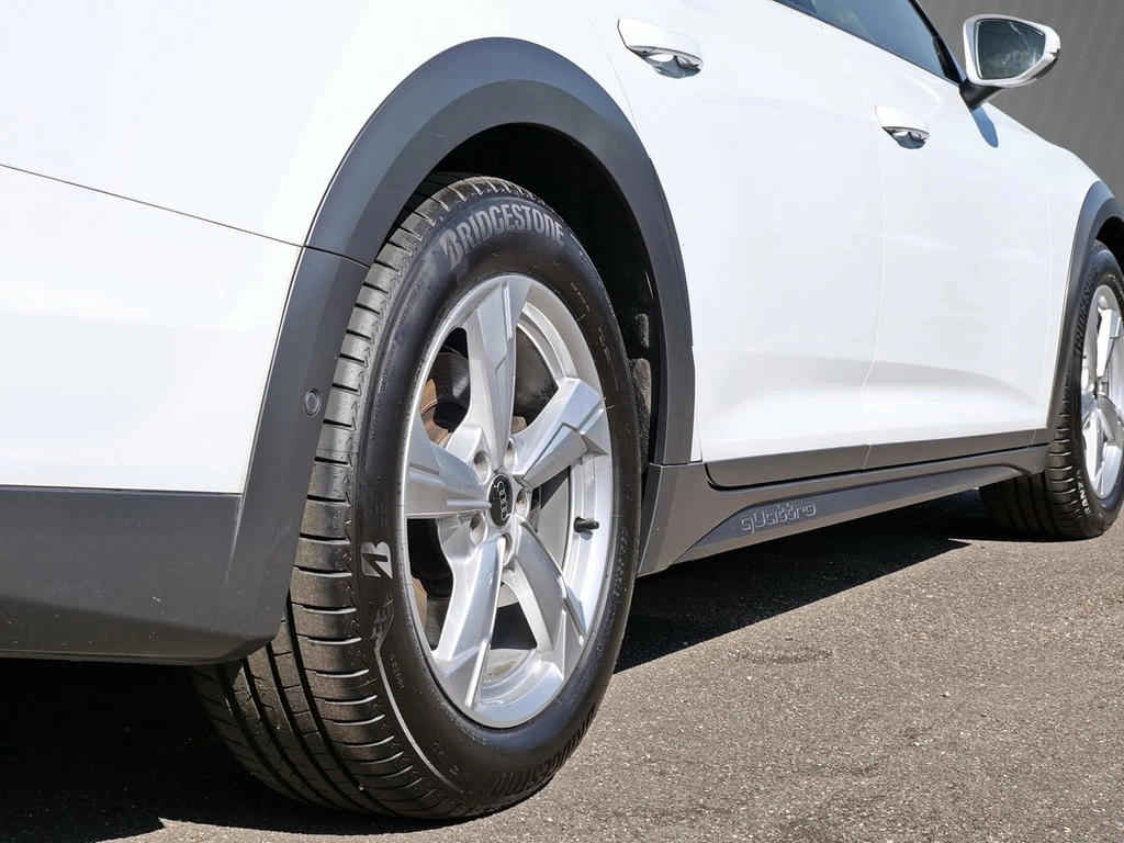 Audi-A6 Allroad-image-4