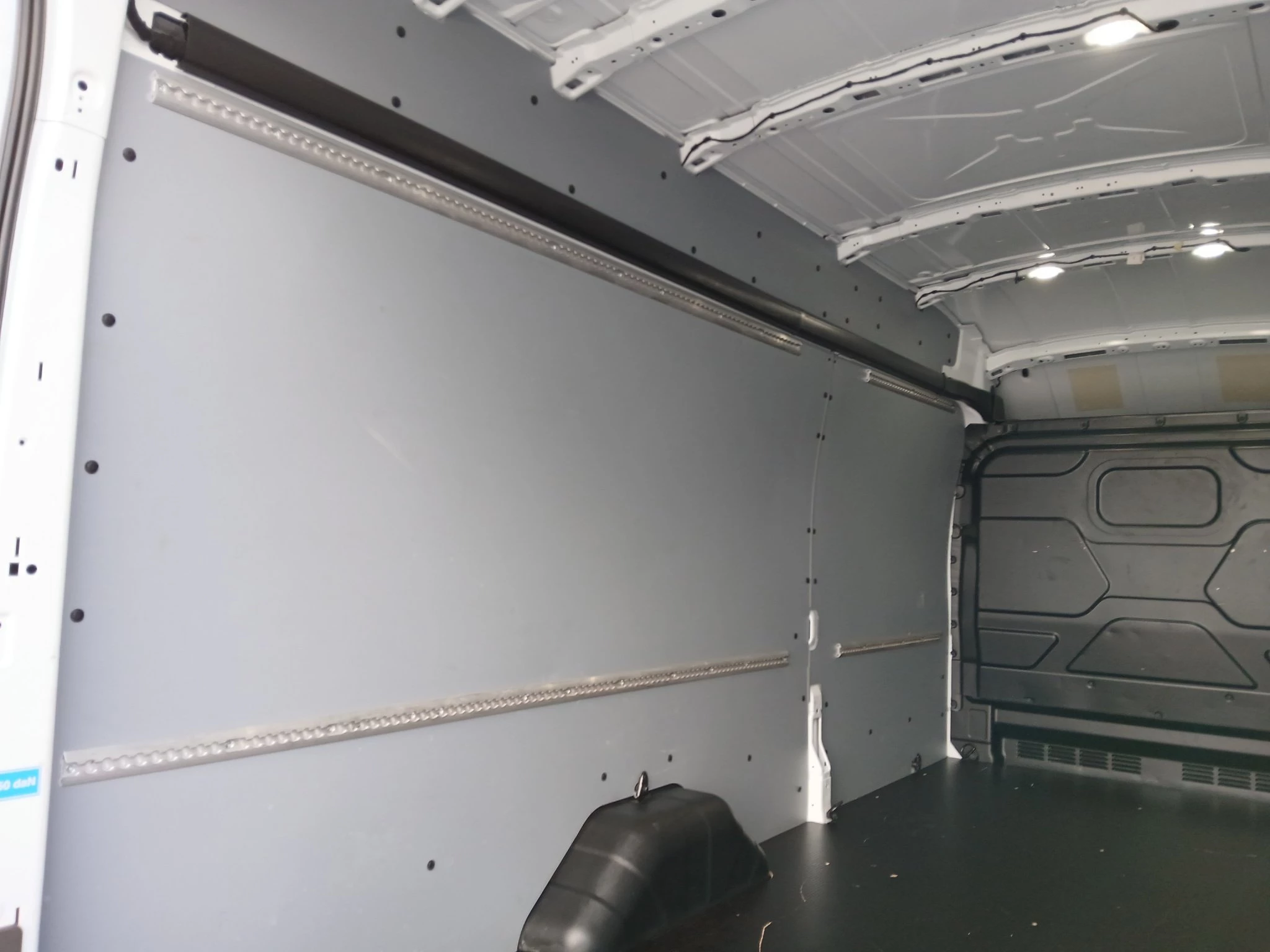 Ford-Transit-image-21