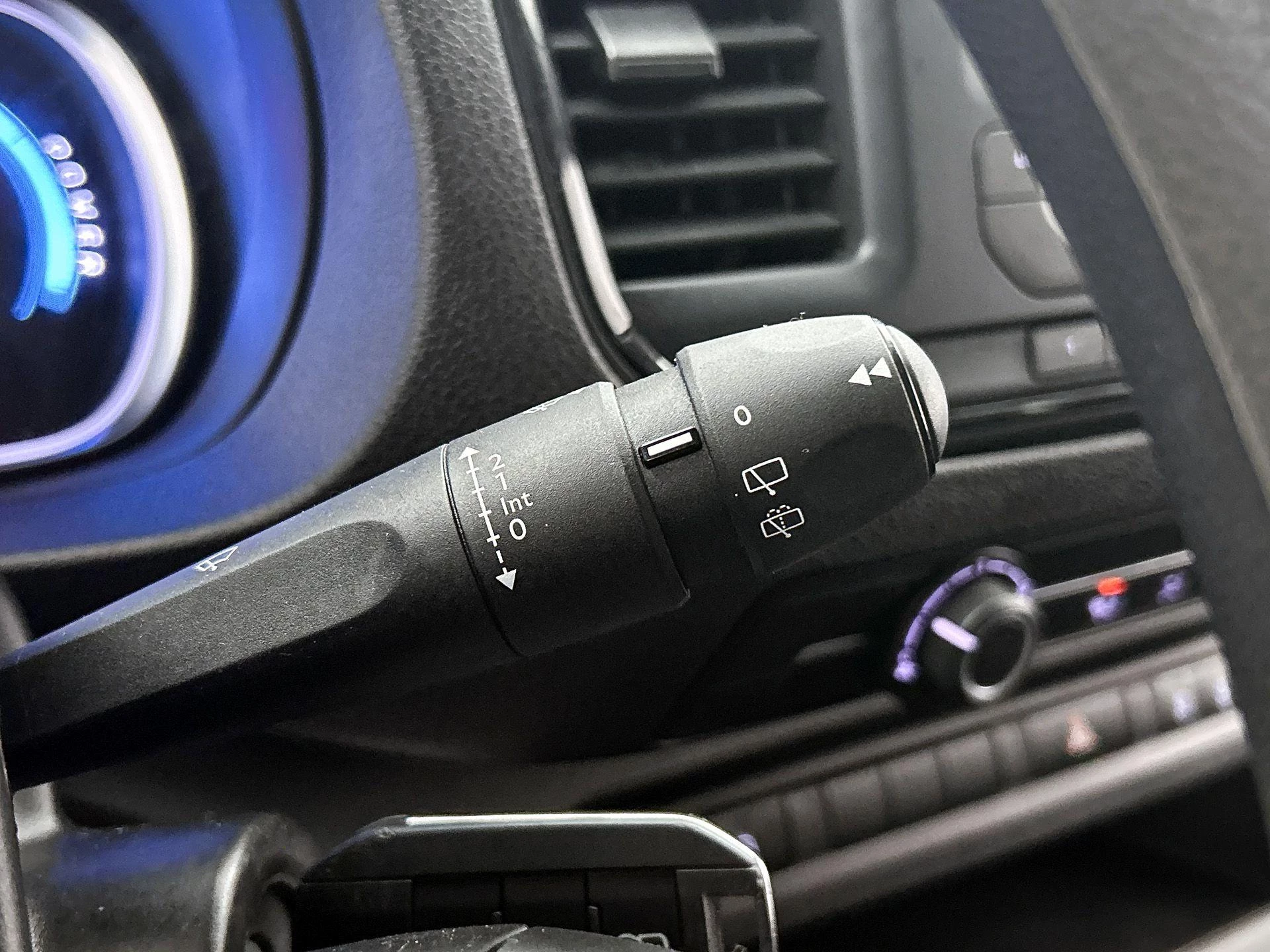 Opel-Vivaro-e-image-8