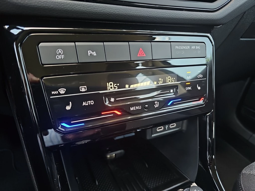 Volkswagen T-Cross 1.0l TSI Life *Rear View