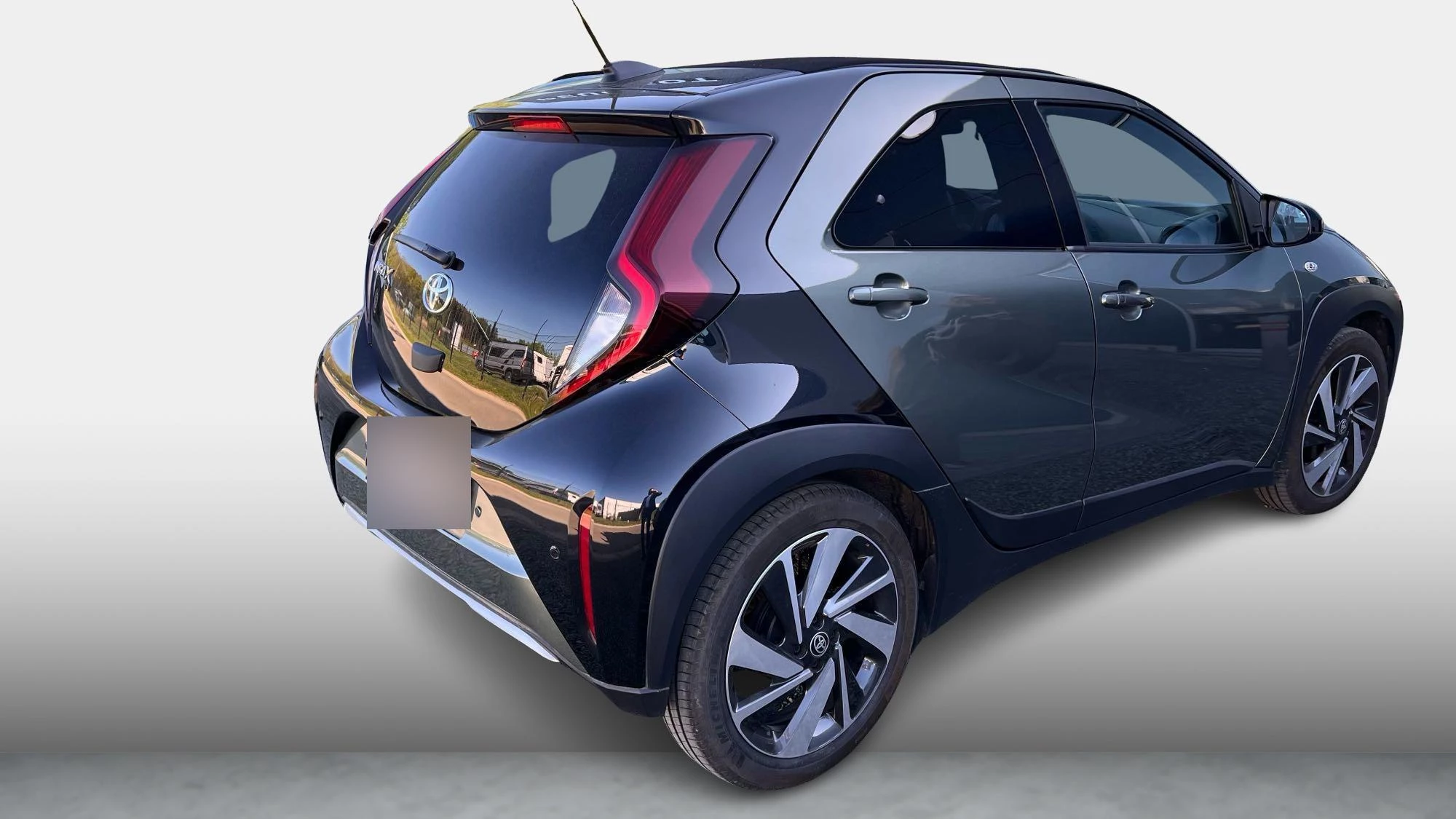 Toyota Aygo X 1.0 VVT-i Envy CVT