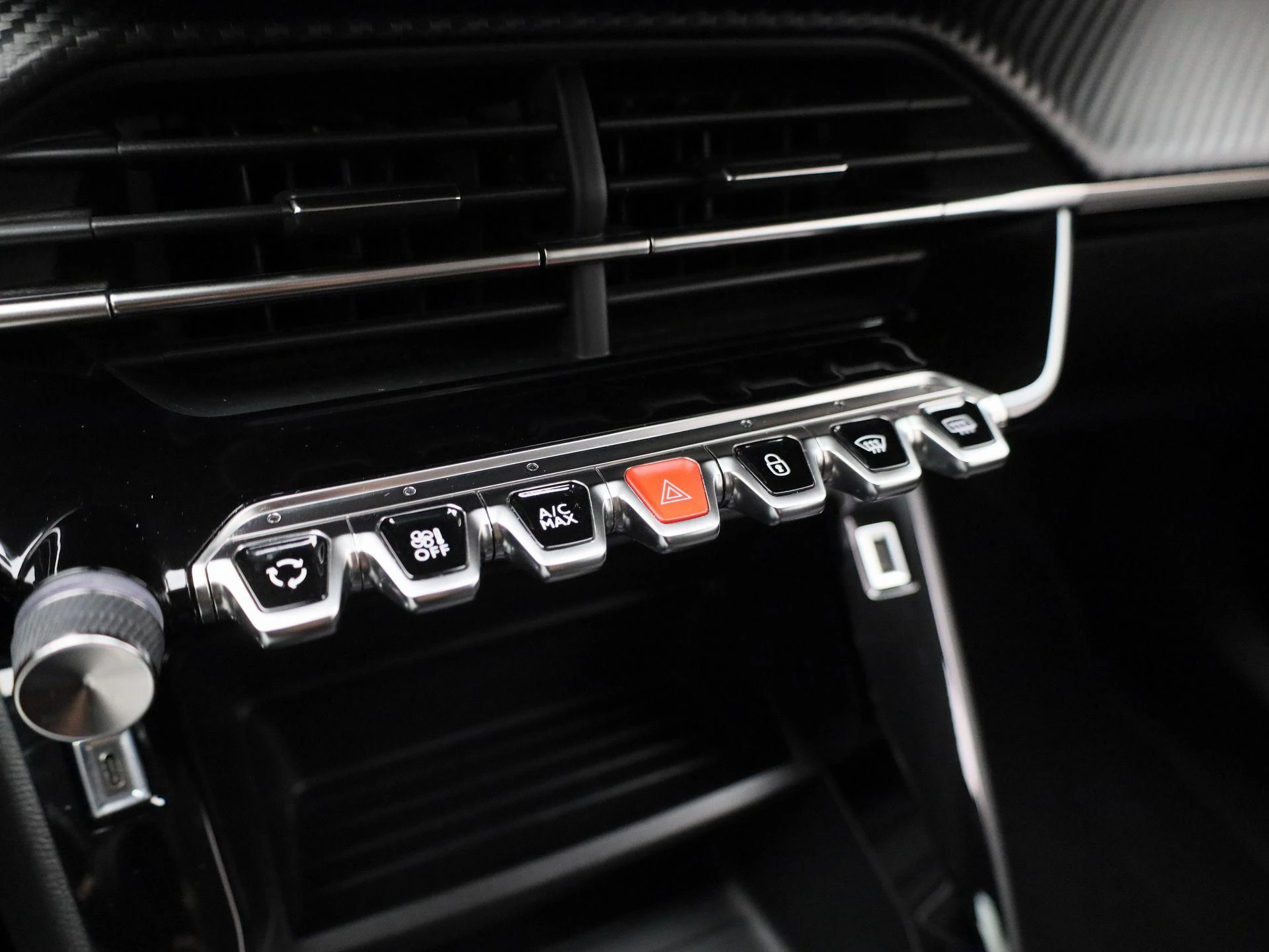 Peugeot-2008-image-28