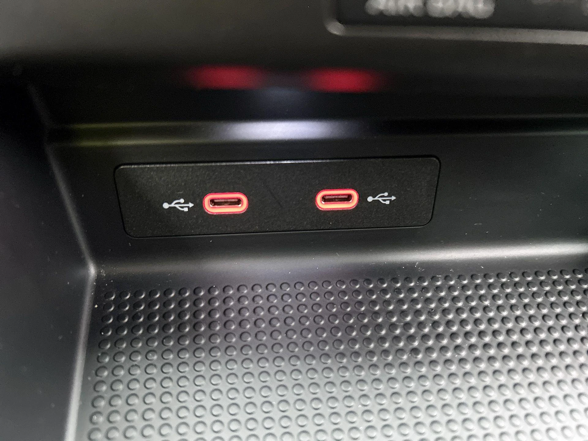 SEAT-Arona-image-37