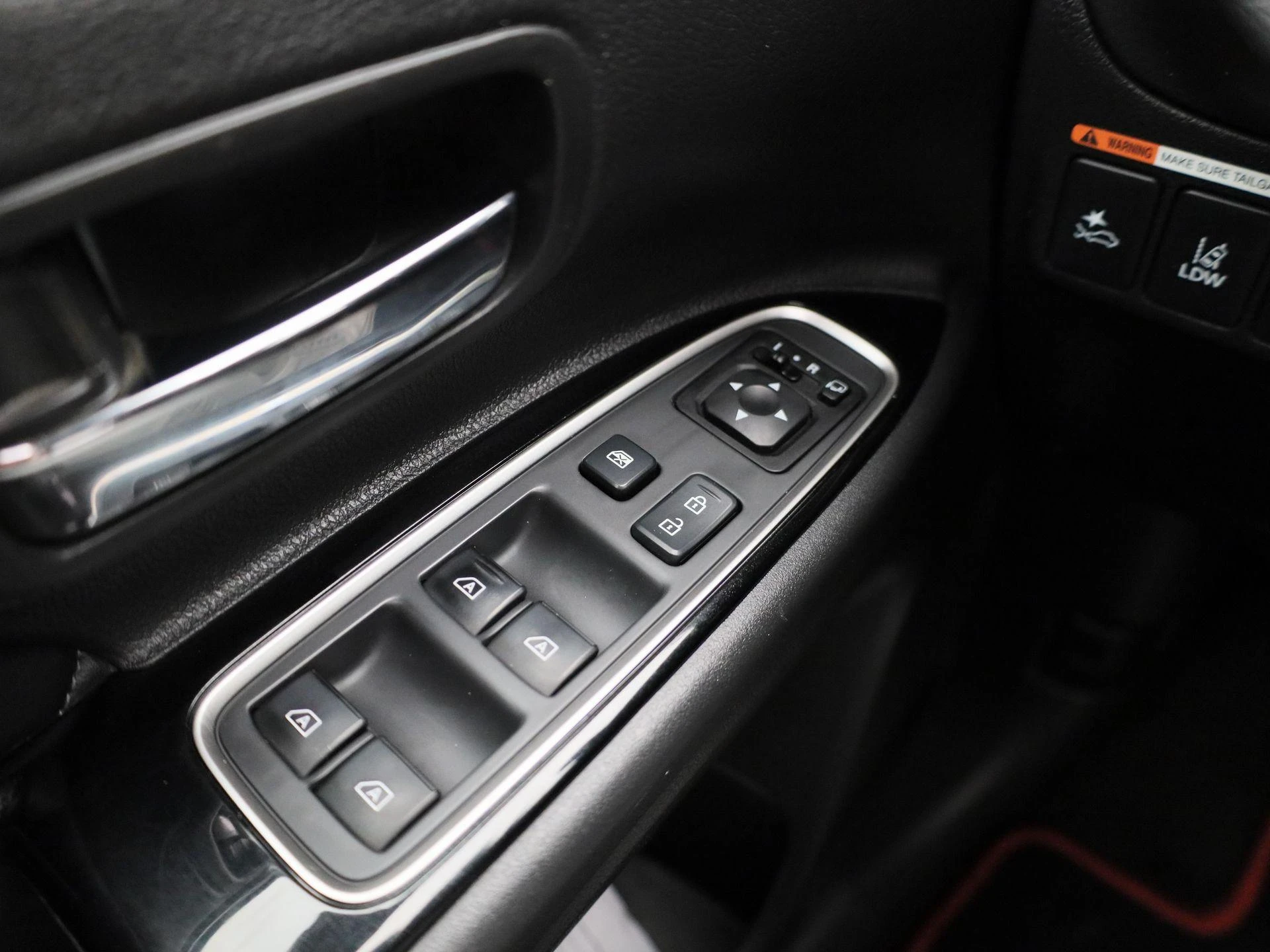 Mitsubishi-Outlander-image-25