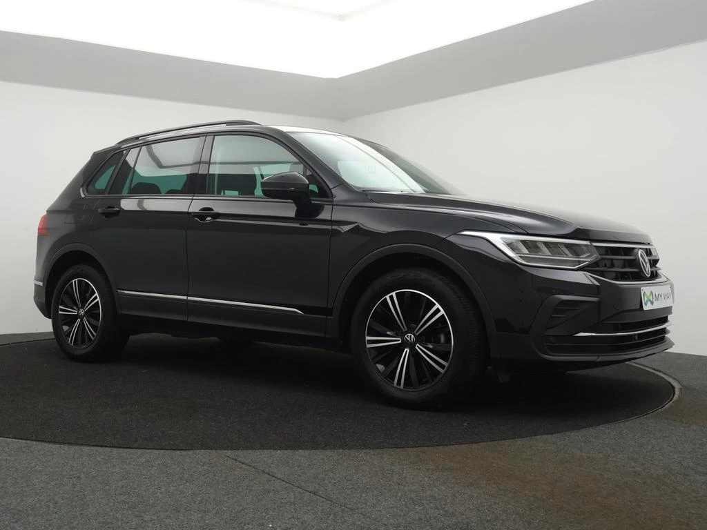 Volkswagen Tiguan Tiguan Life Business 1.5TSI 130PK *VIRTUAL COCKPIT*CAMERA*ACC*PDC*LANE ASSIST*...*