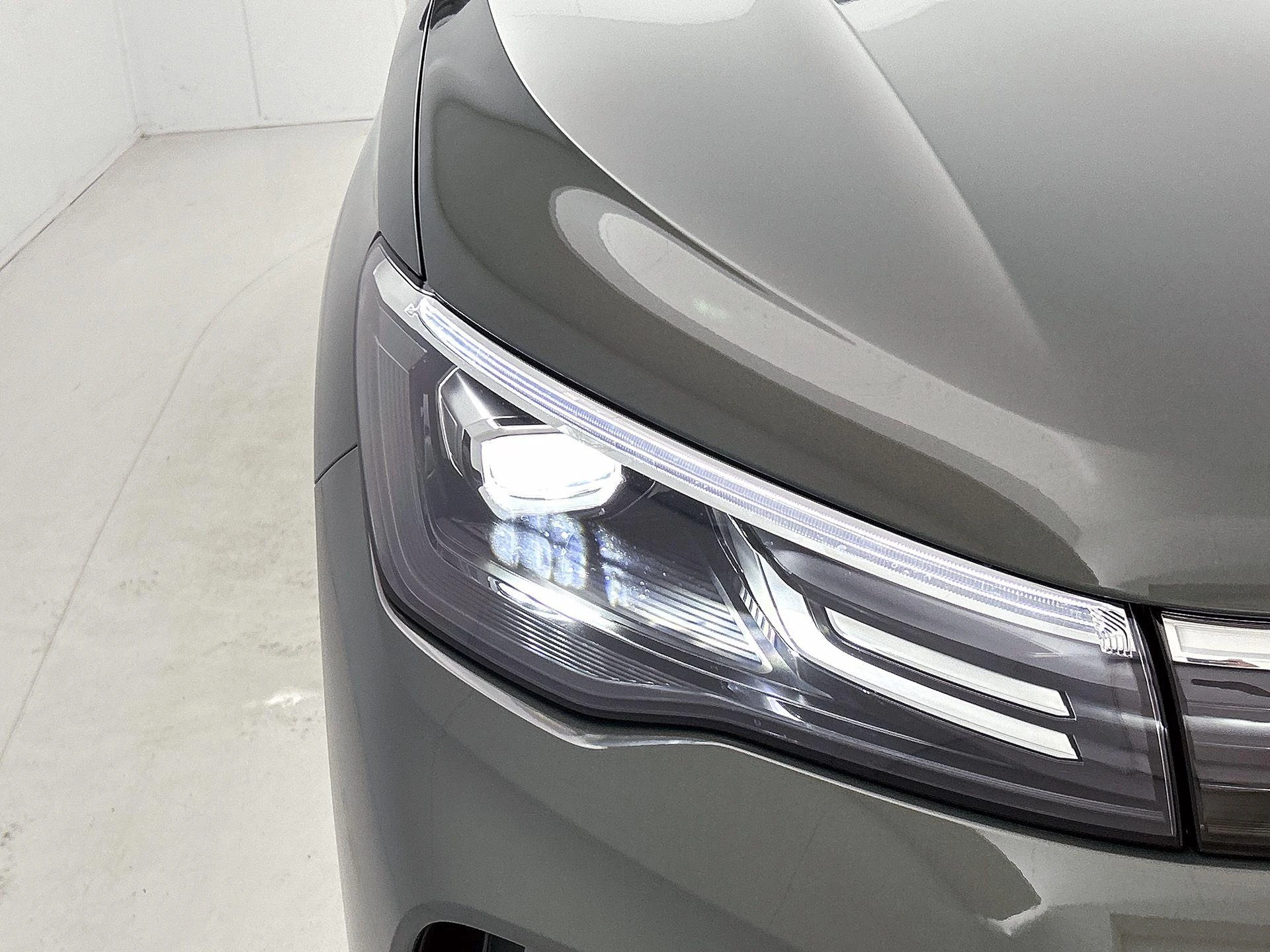 Volkswagen-Tiguan-image-21