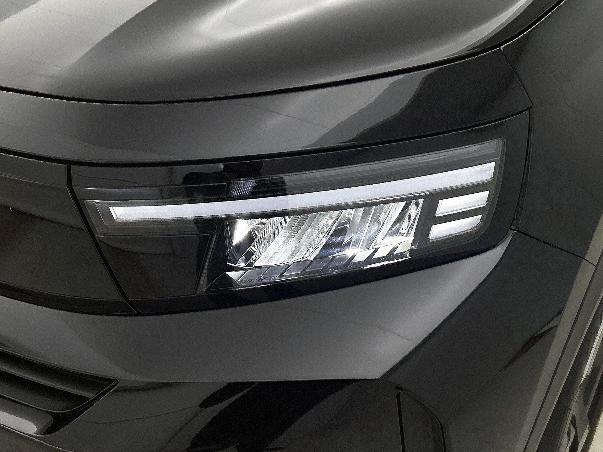 Opel Frontera 1.2 Turbo Hybrid Edition