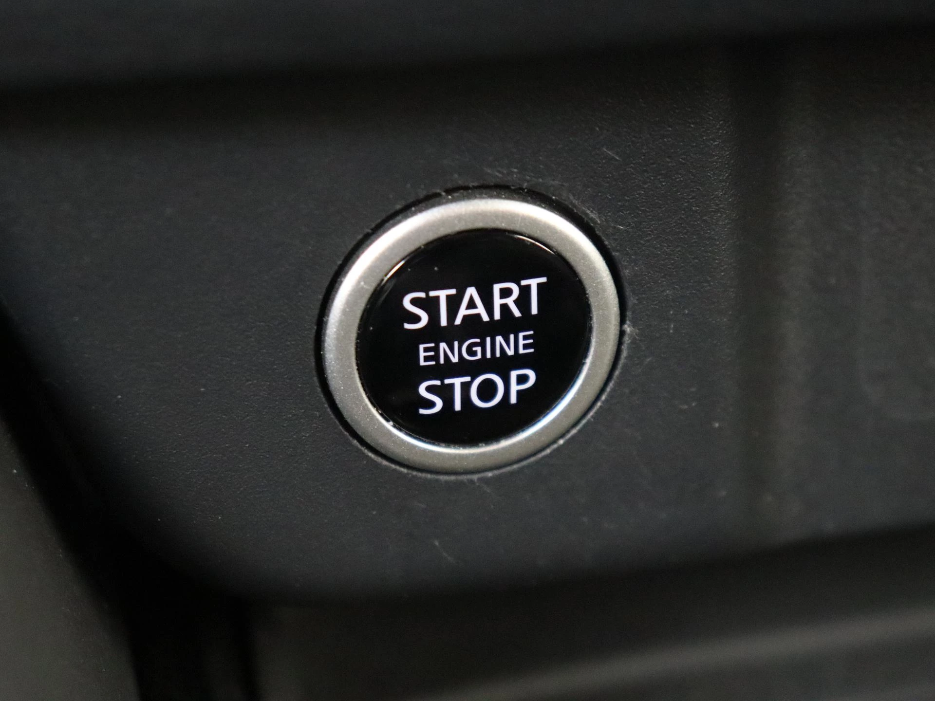 Nissan-QASHQAI-image-27