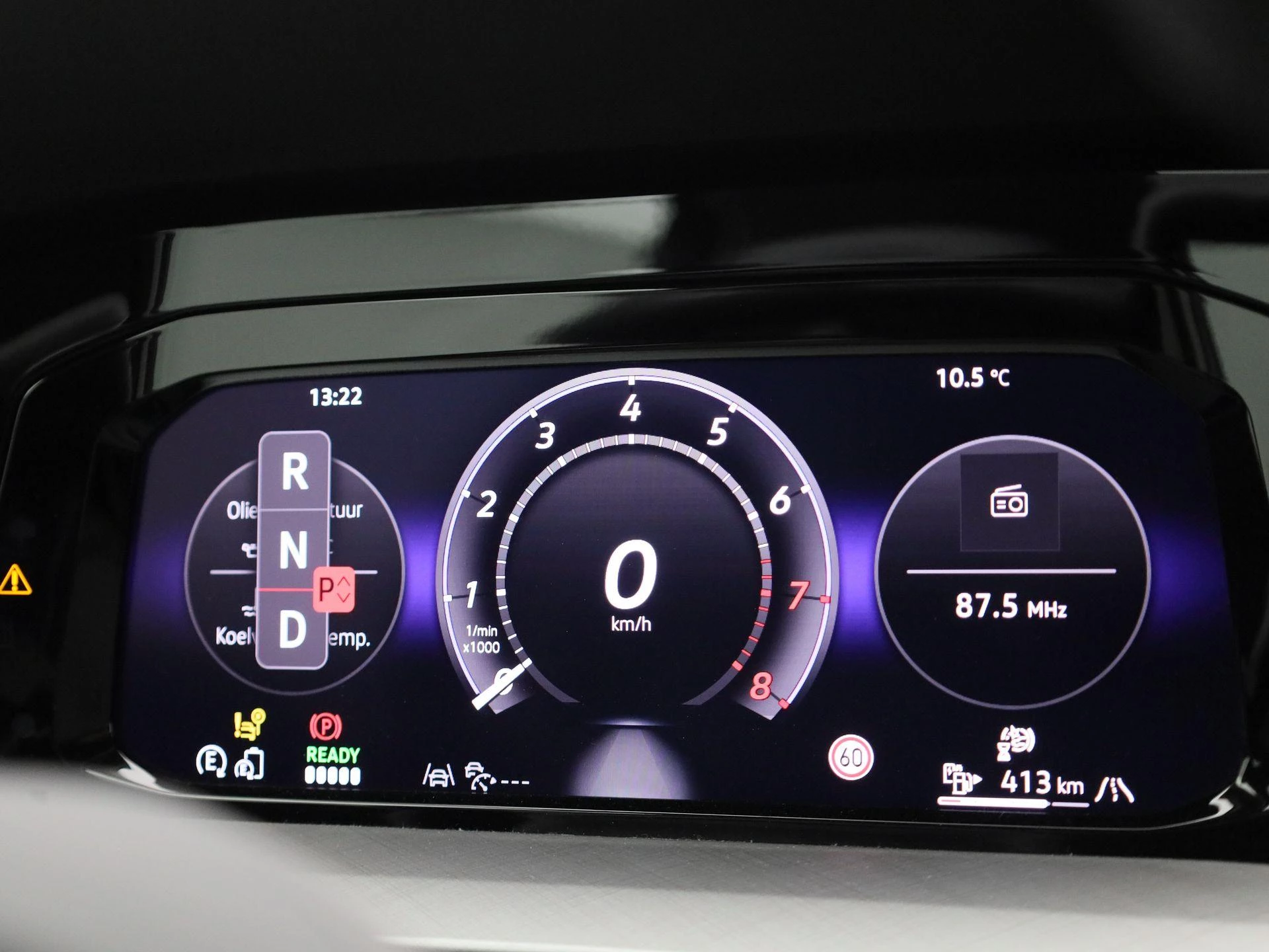 Volkswagen-Golf-image-26