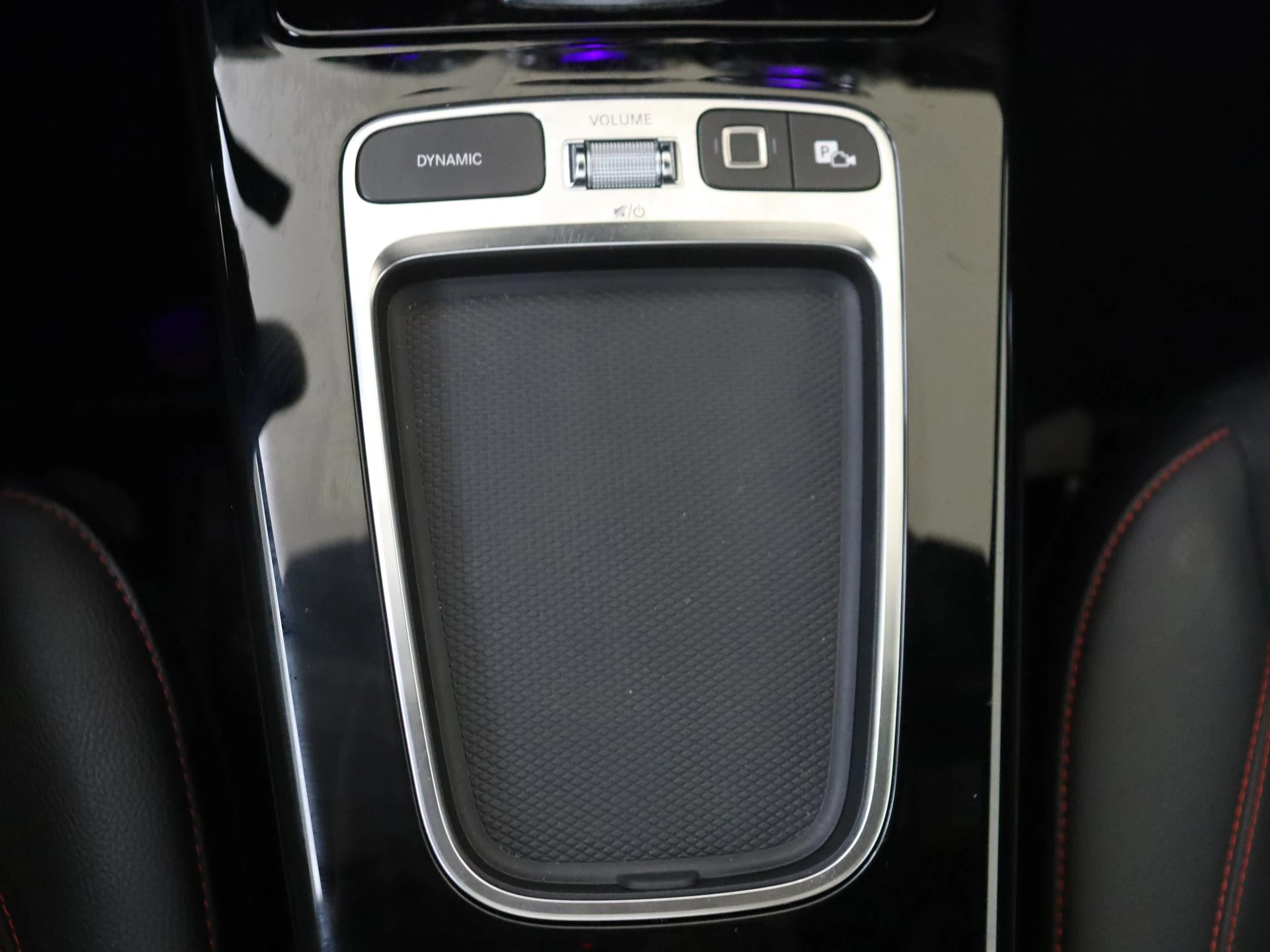 Mercedes-Benz-A-Klasse-image-20