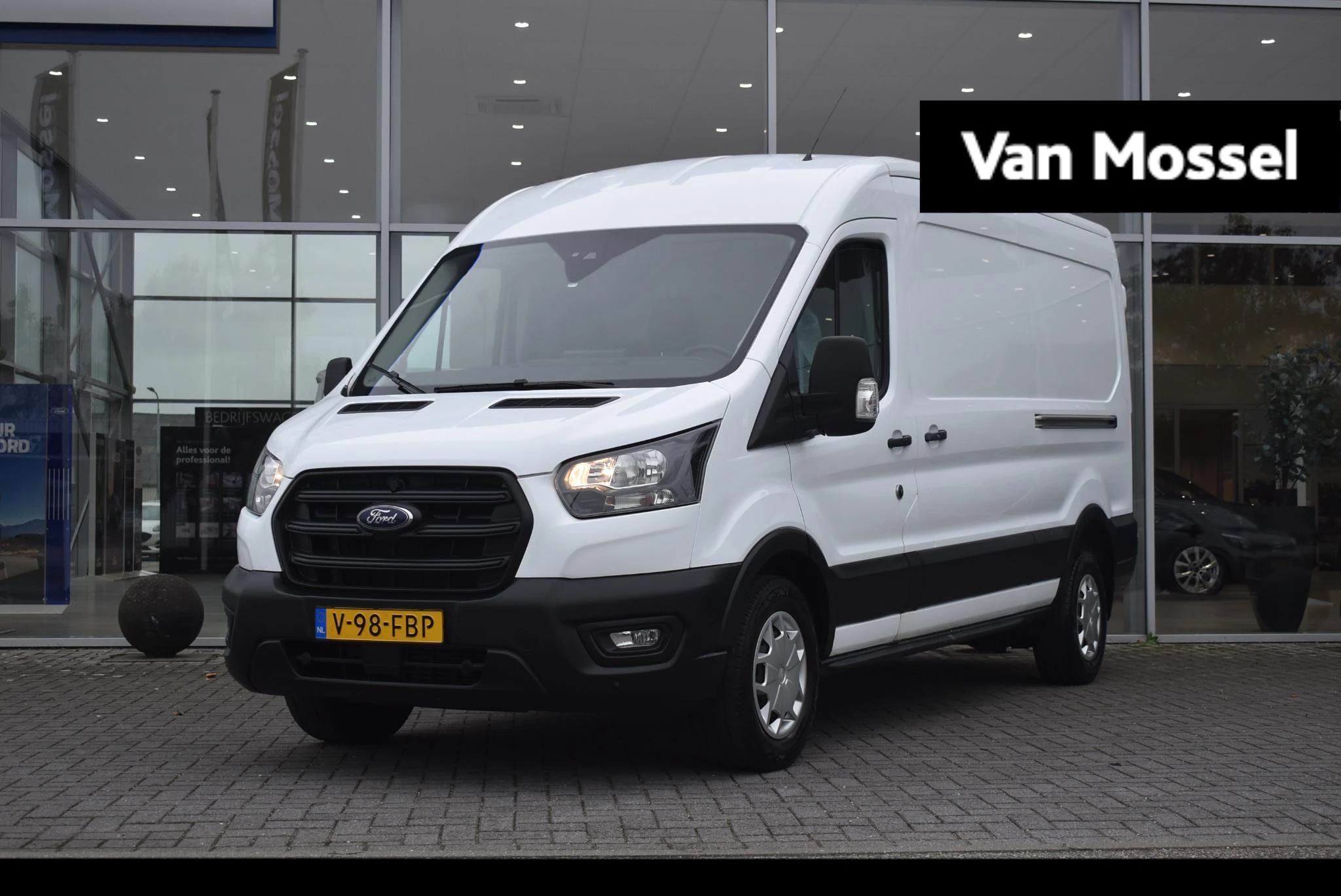 Ford-Transit-image-0