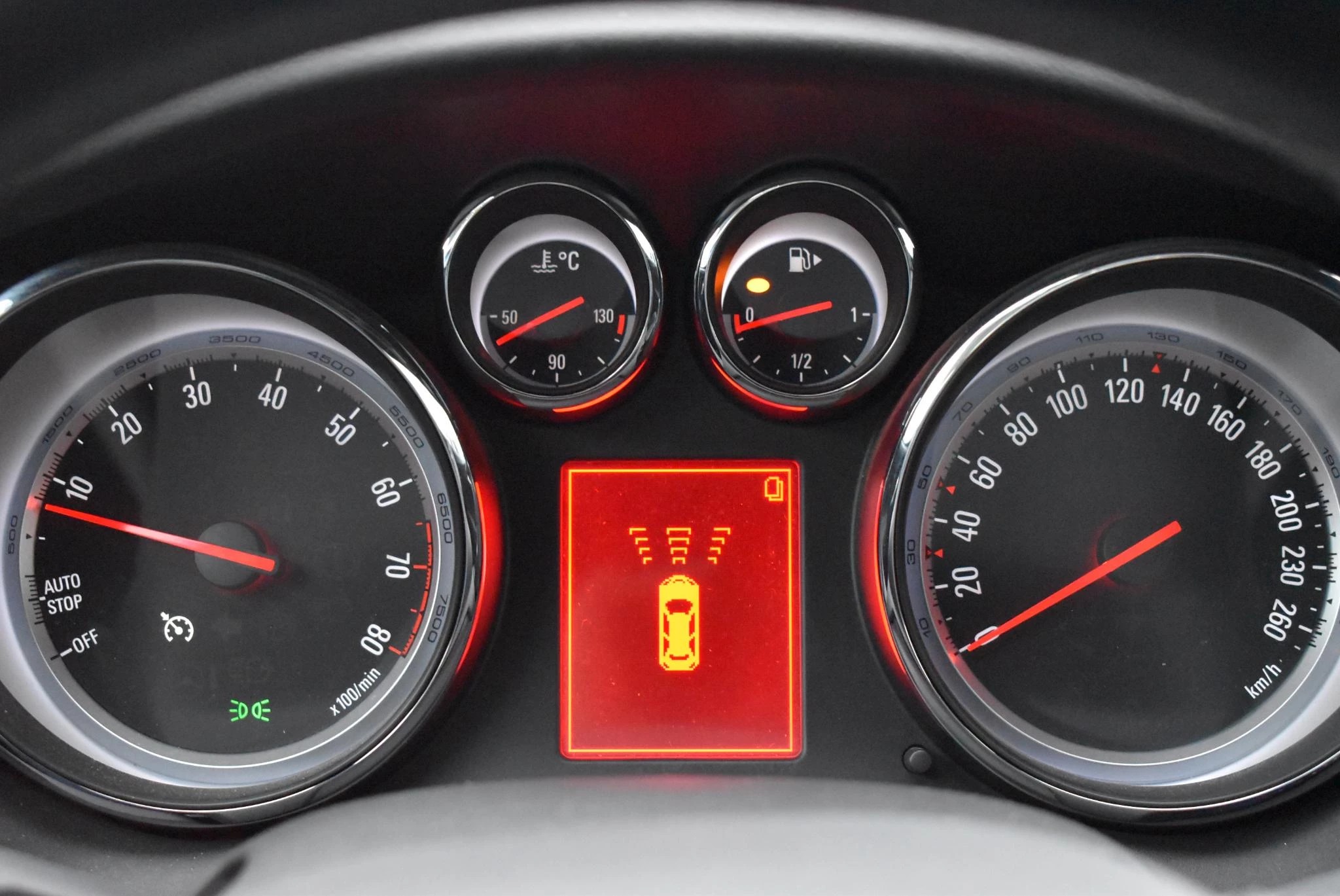 Opel-Cascada-image-22