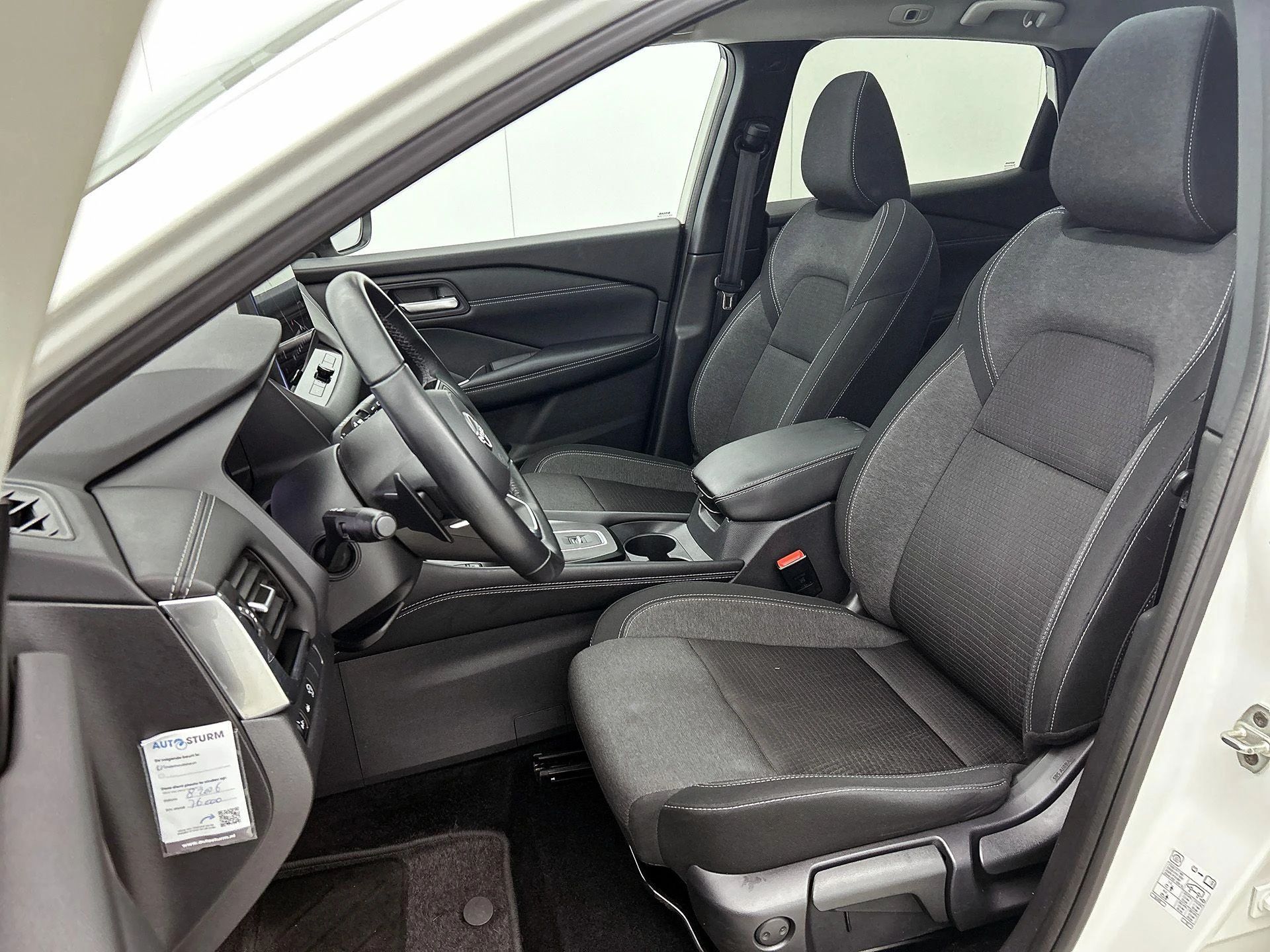 Nissan-QASHQAI-image-36