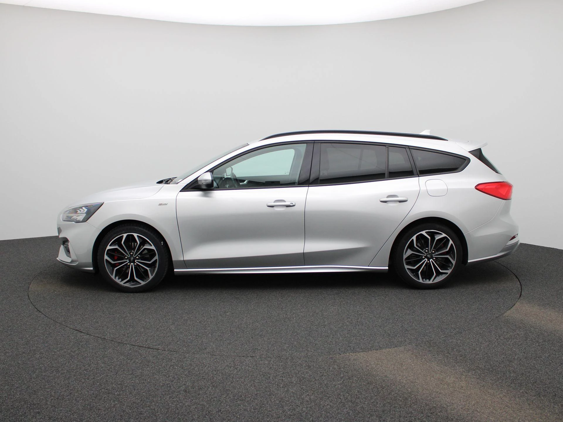 Ford Focus Wagon 1.5 EcoBoost ST Line X Business