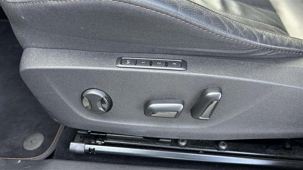 Škoda-Enyaq iV-image-10