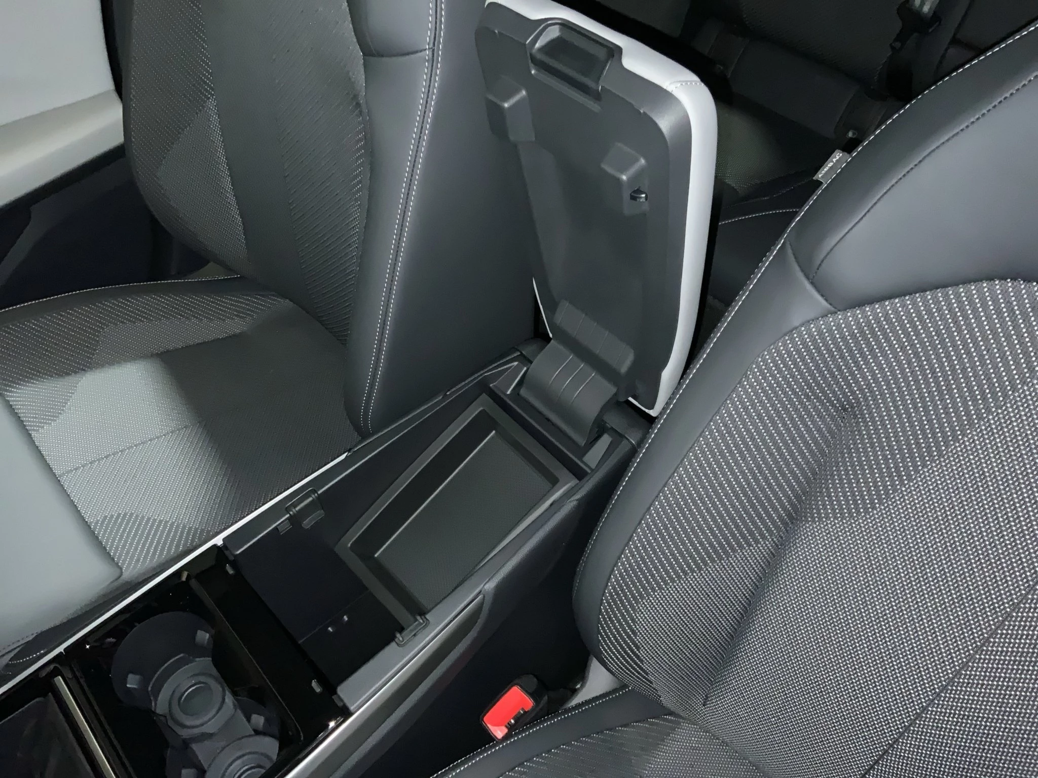 Ford-Explorer-image-21