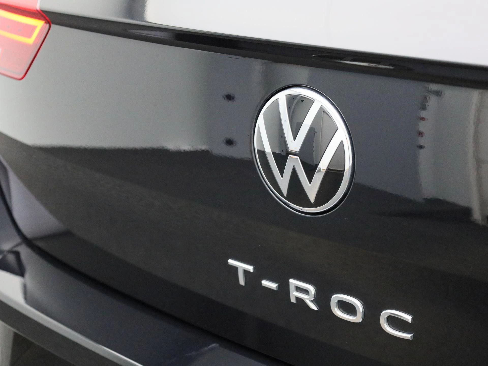 Volkswagen-T-Roc-image-46
