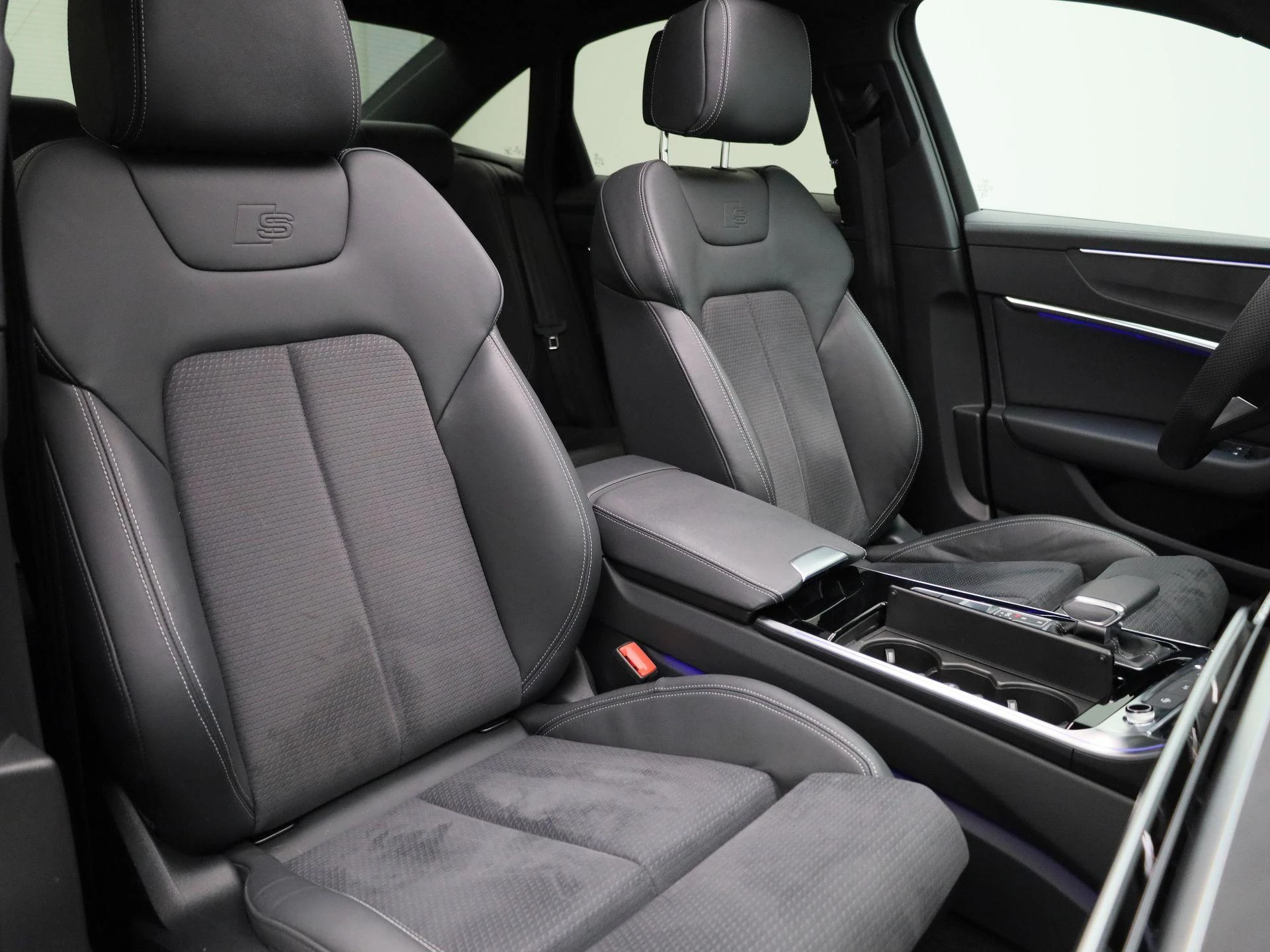 Audi-A6-image-53