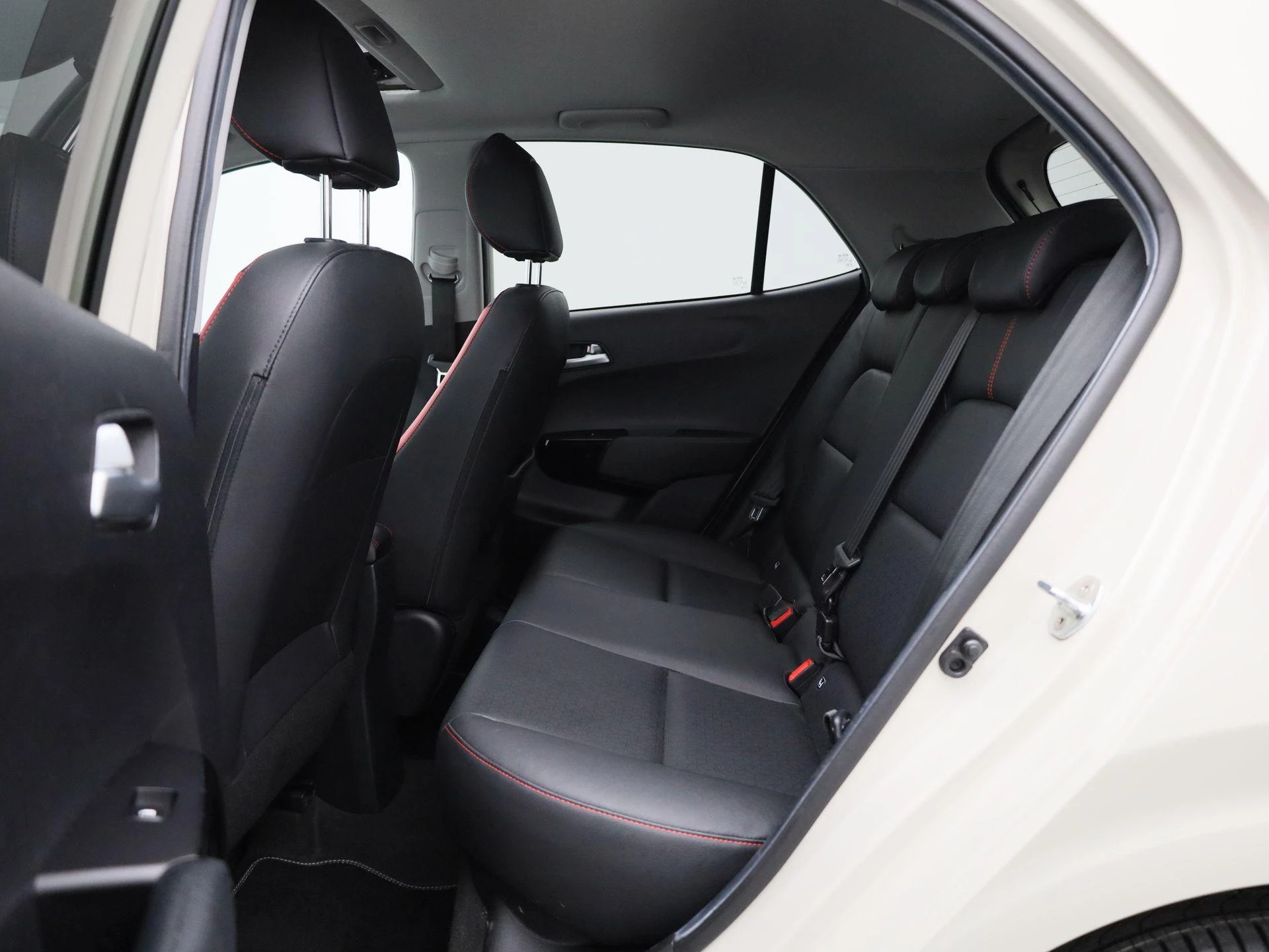 Kia-Picanto-image-11