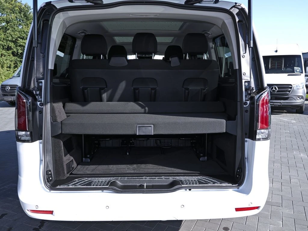 Mercedes-Benz-V-Klasse 220-image-13