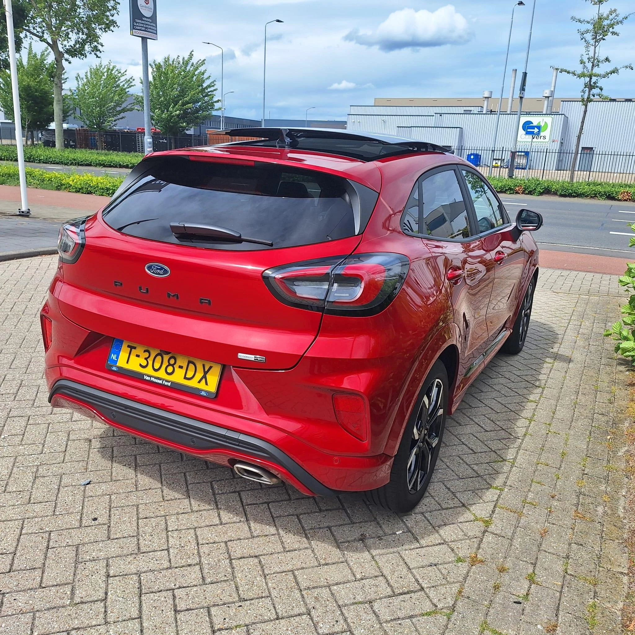 Ford Puma 1.0 EcoBoost Hybrid ST-Line X