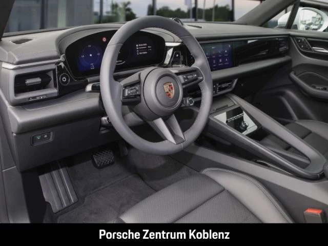 Porsche Macan -