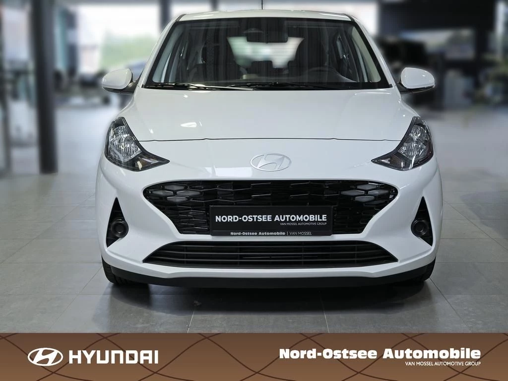 Hyundai i10 FL Trend DynLicht Fernlichtass. Kam. LM Navi TrendAC3 i10 FL Trend DynLicht Fernlichtass. Kam. LM Navi Trend