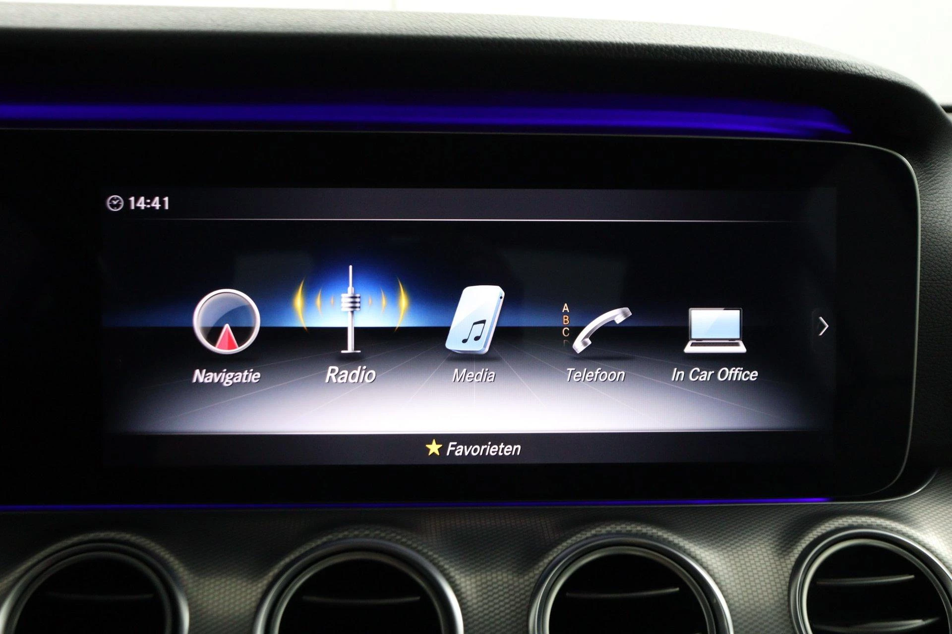 Mercedes-Benz E-Klasse 200 Business Solution Automaat |