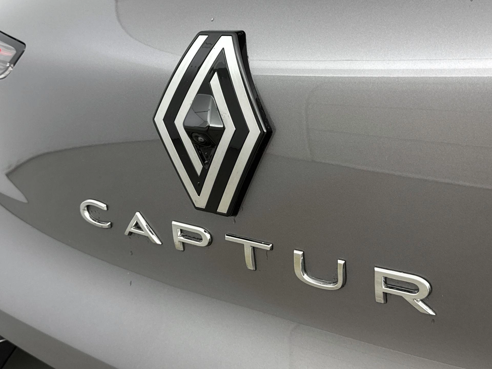Renault Captur 1.8 E-Tech full hybrid 160Pk Techno