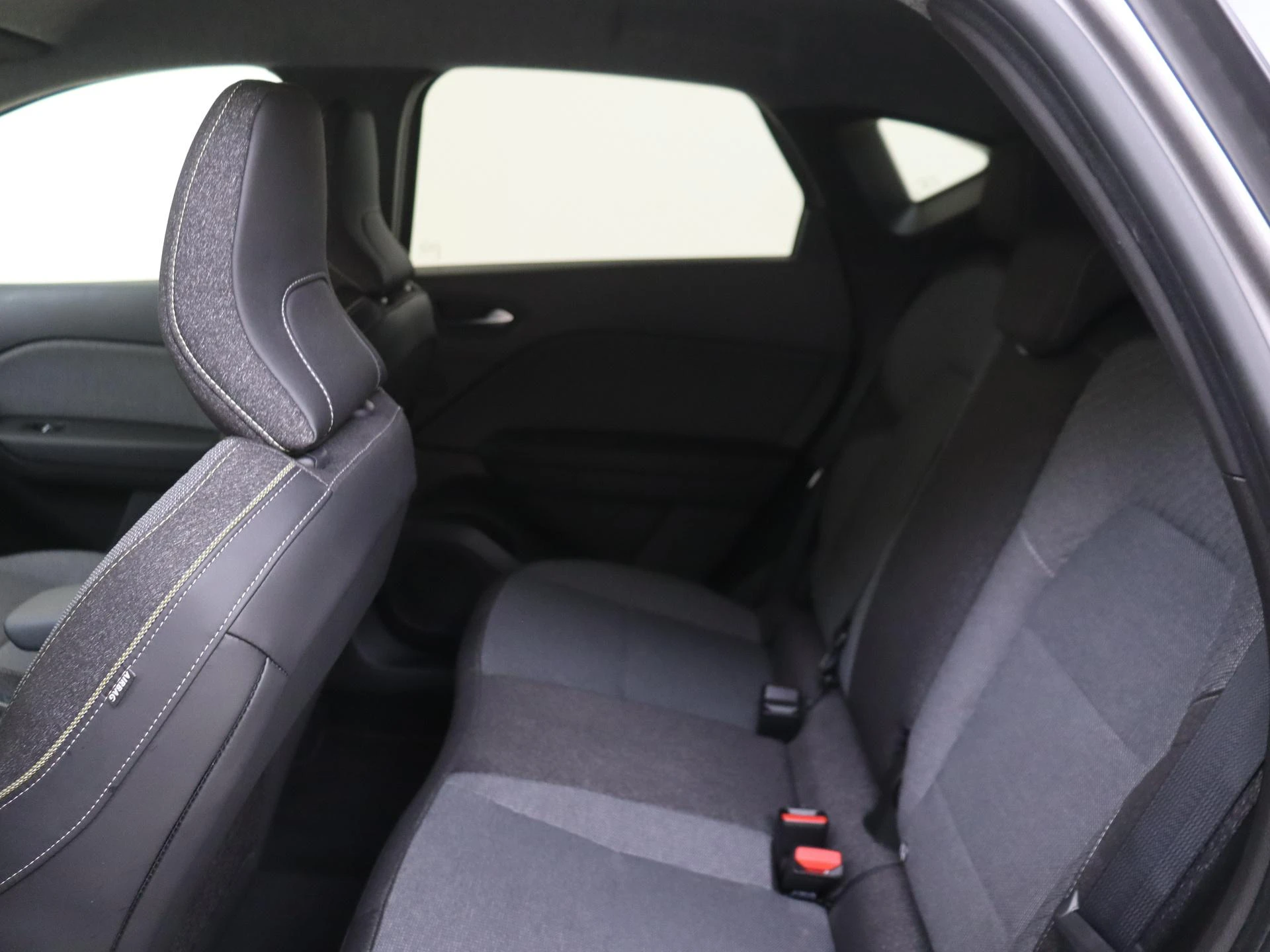 Renault-Captur-image-18