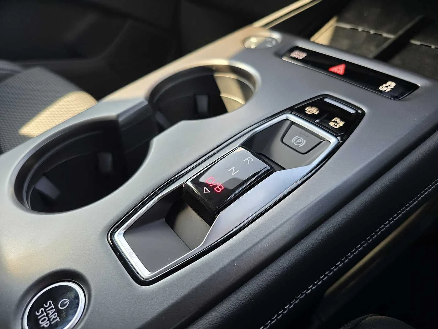 Audi-Q4 e-tron-image-7