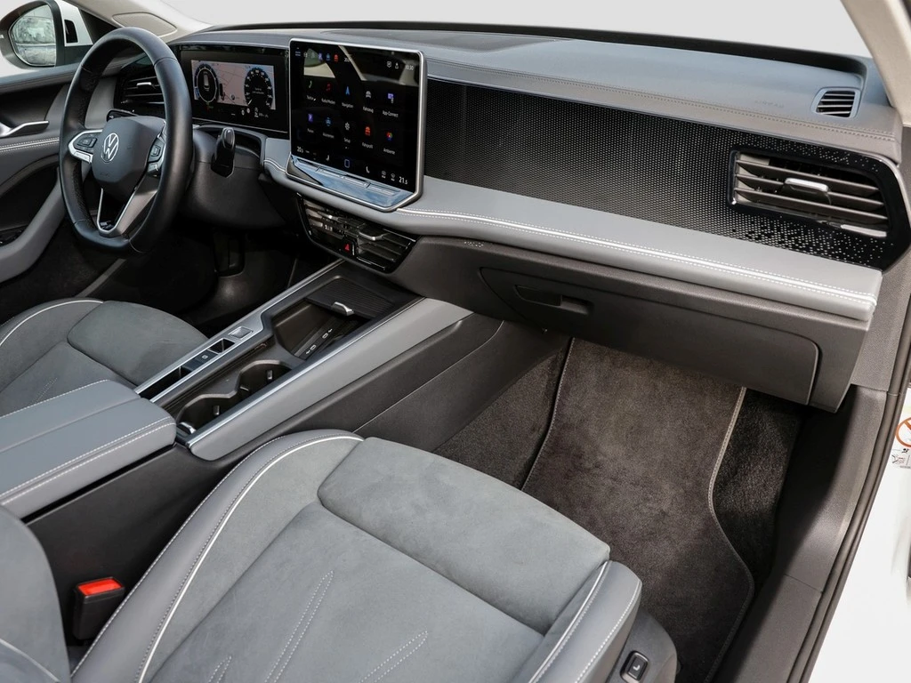 Volkswagen-Passat-image-6
