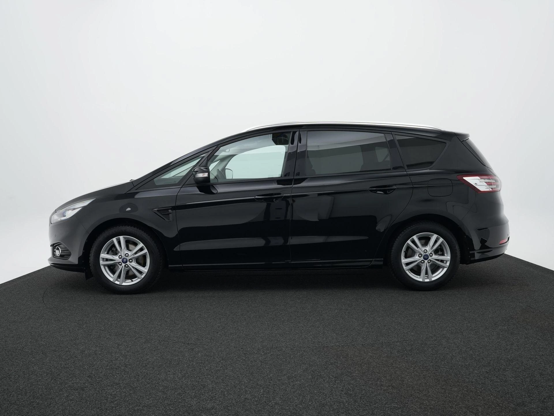 Ford-S-Max-image-6