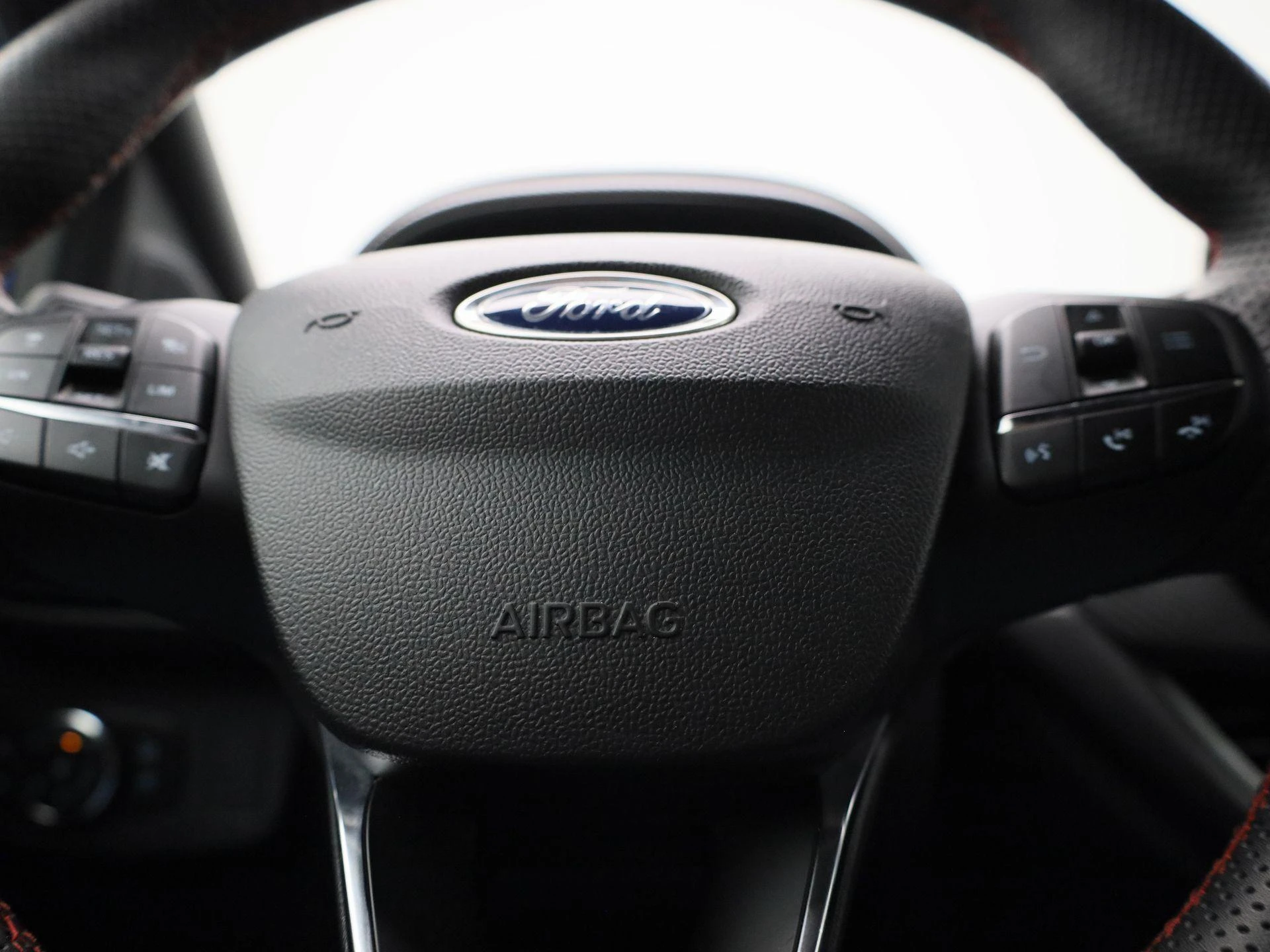 Ford-Puma-image-29